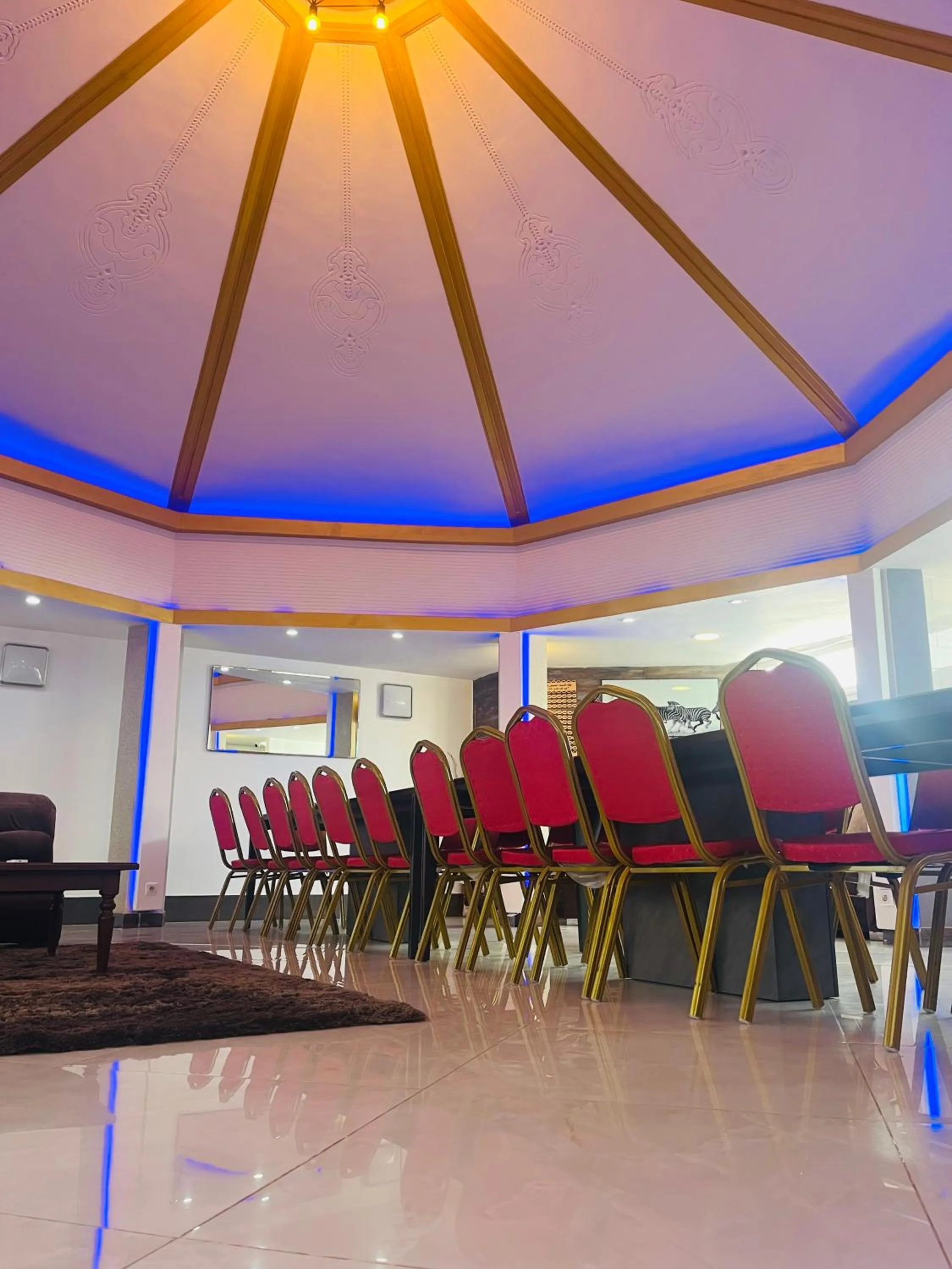 Meeting/conference room in Hôtel Darou Khoudoss