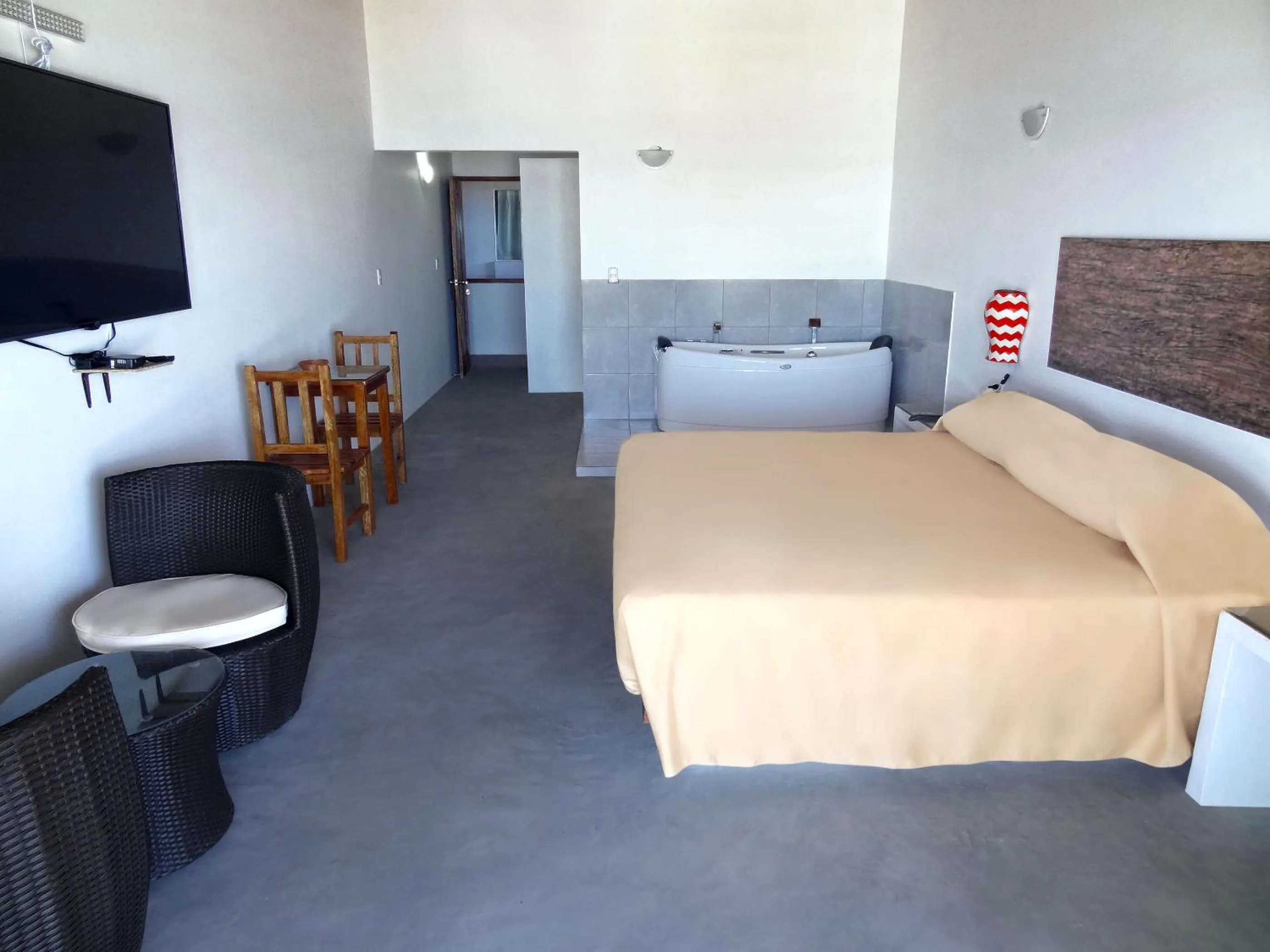 Photo of the whole room, Bed in Akas Hotel Apartamentos