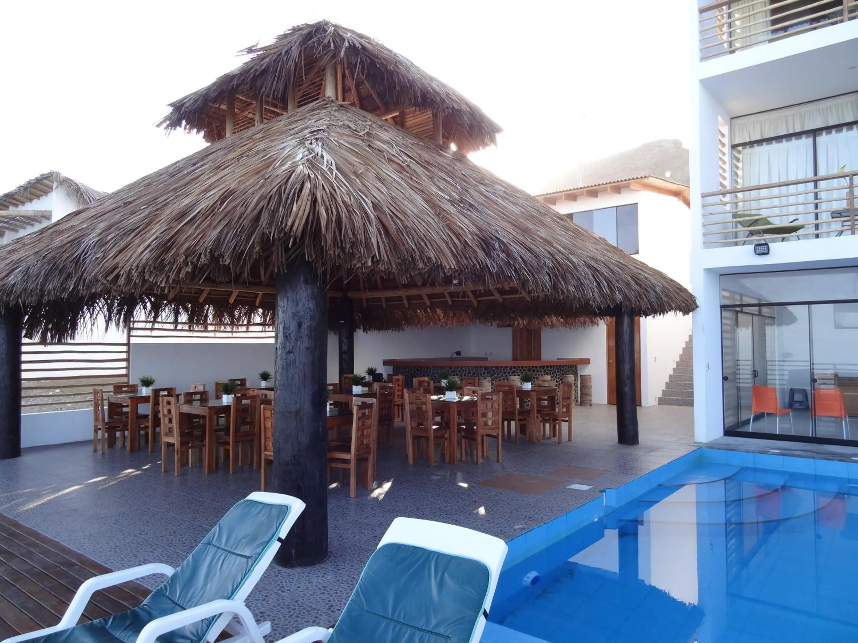 Restaurant/places to eat in Akas Hotel Apartamentos