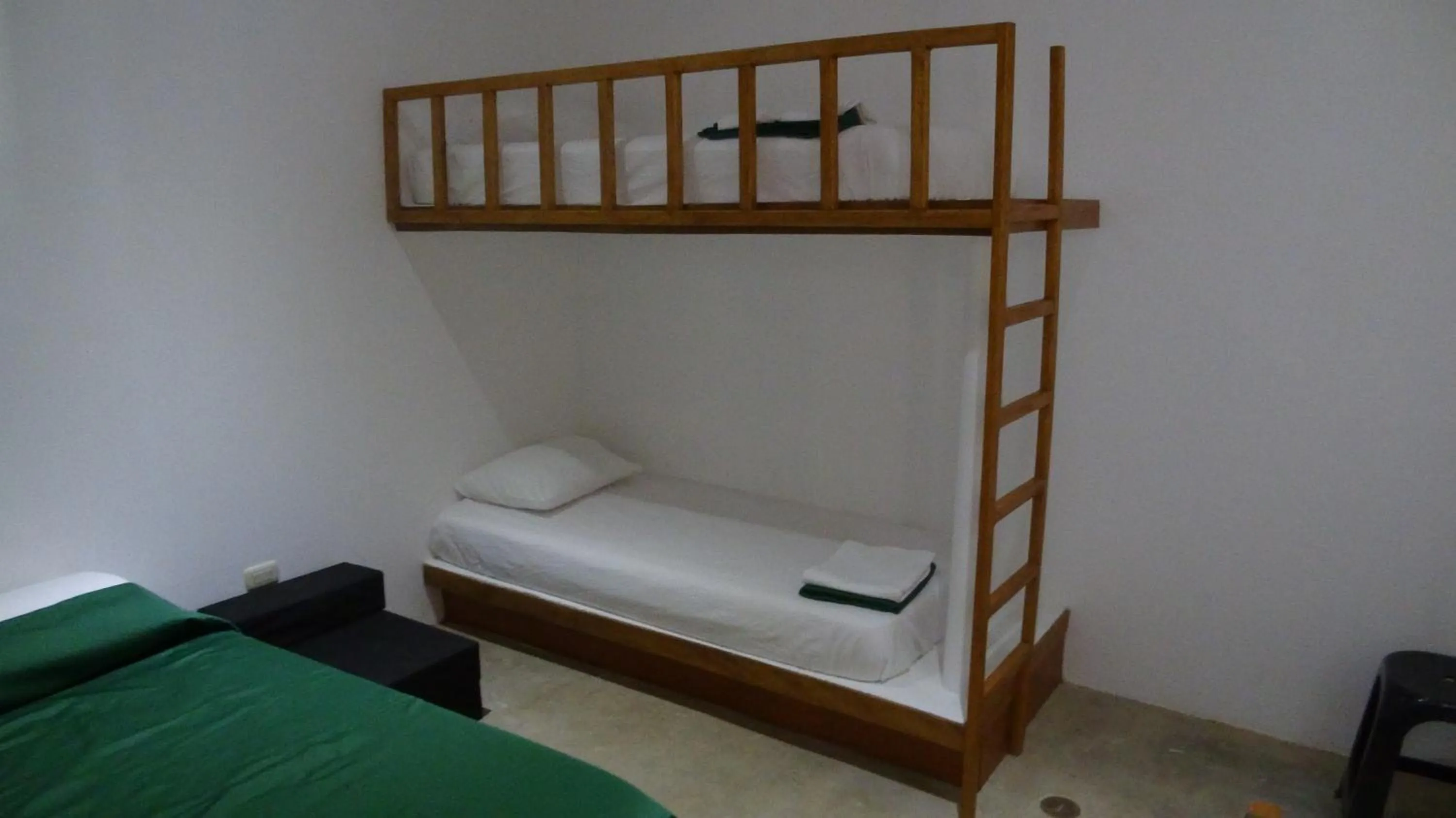 Property building, Bed in Akas Hotel Apartamentos