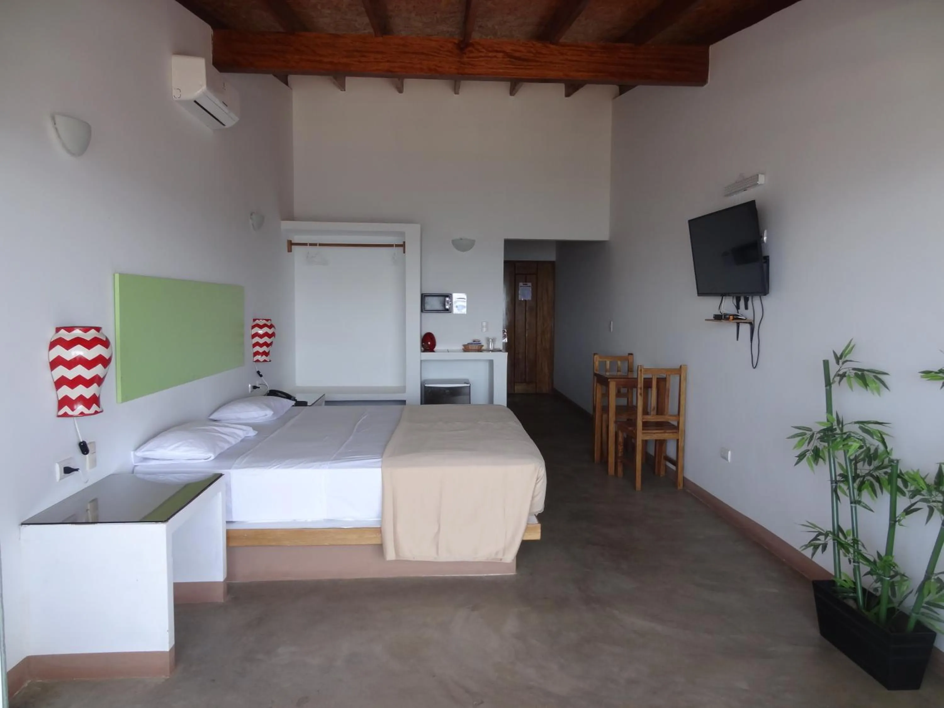 Photo of the whole room, Bed in Akas Hotel Apartamentos