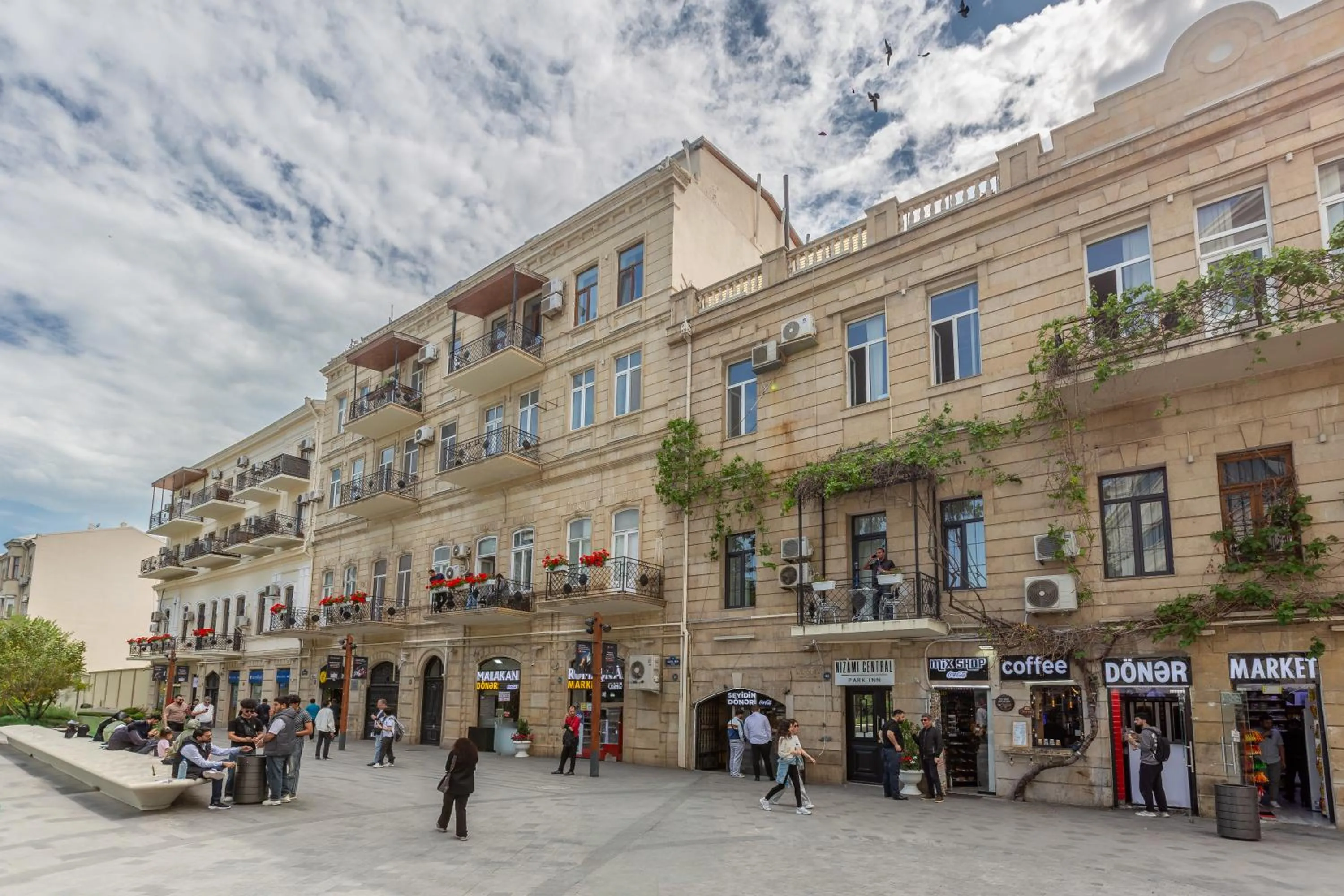 Property building in Nizami Central Park Hotel