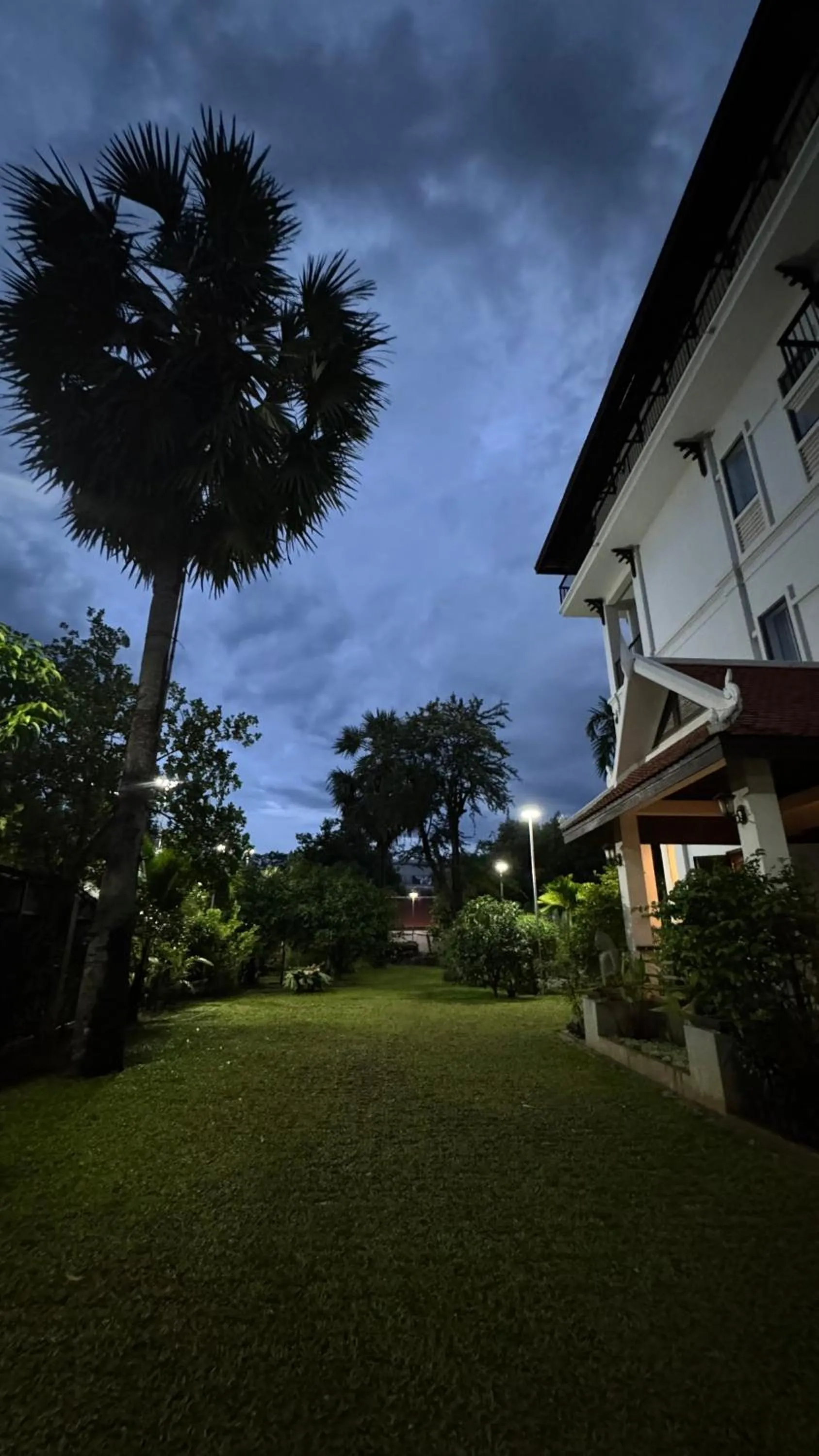 Property building in Mealy Villa