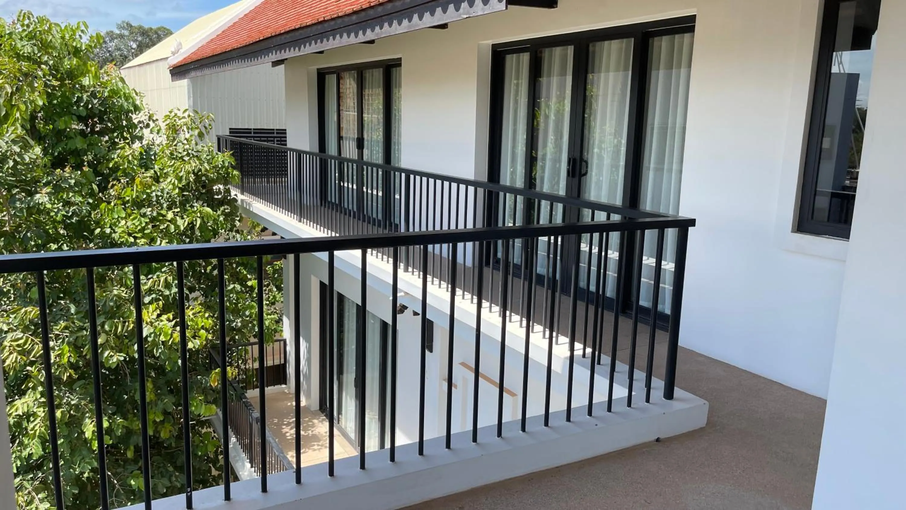 Property building in Mealy Villa