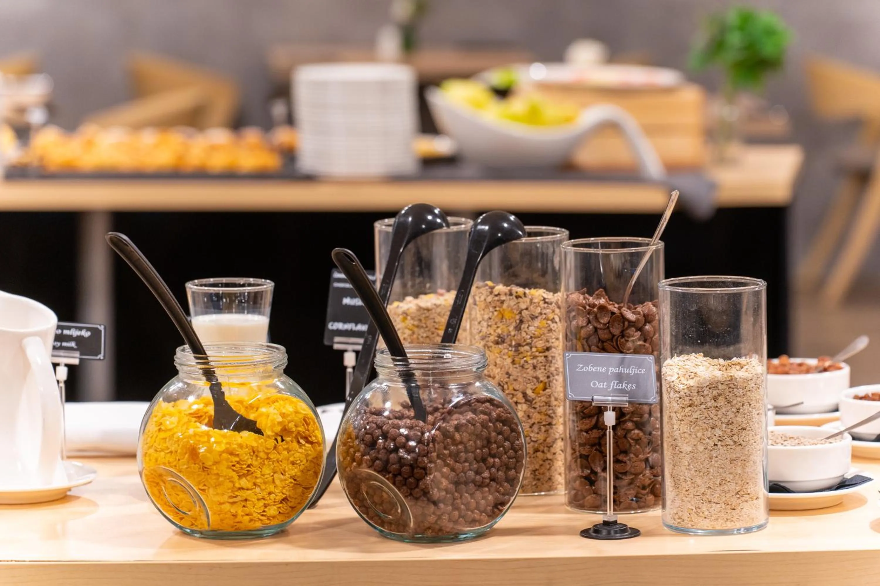 Buffet breakfast in Hotel Academia