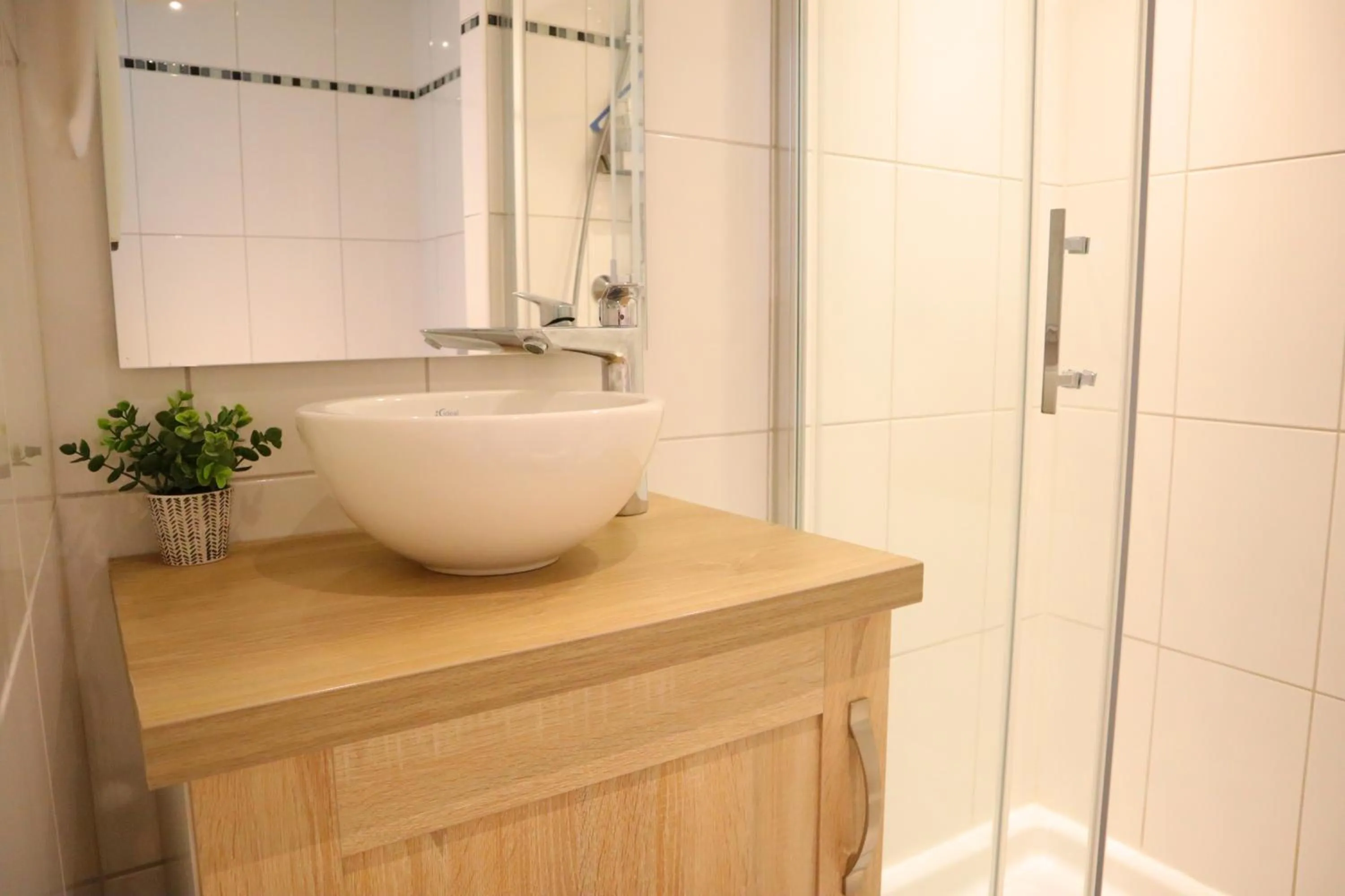 Shower in Le Moment Douillet