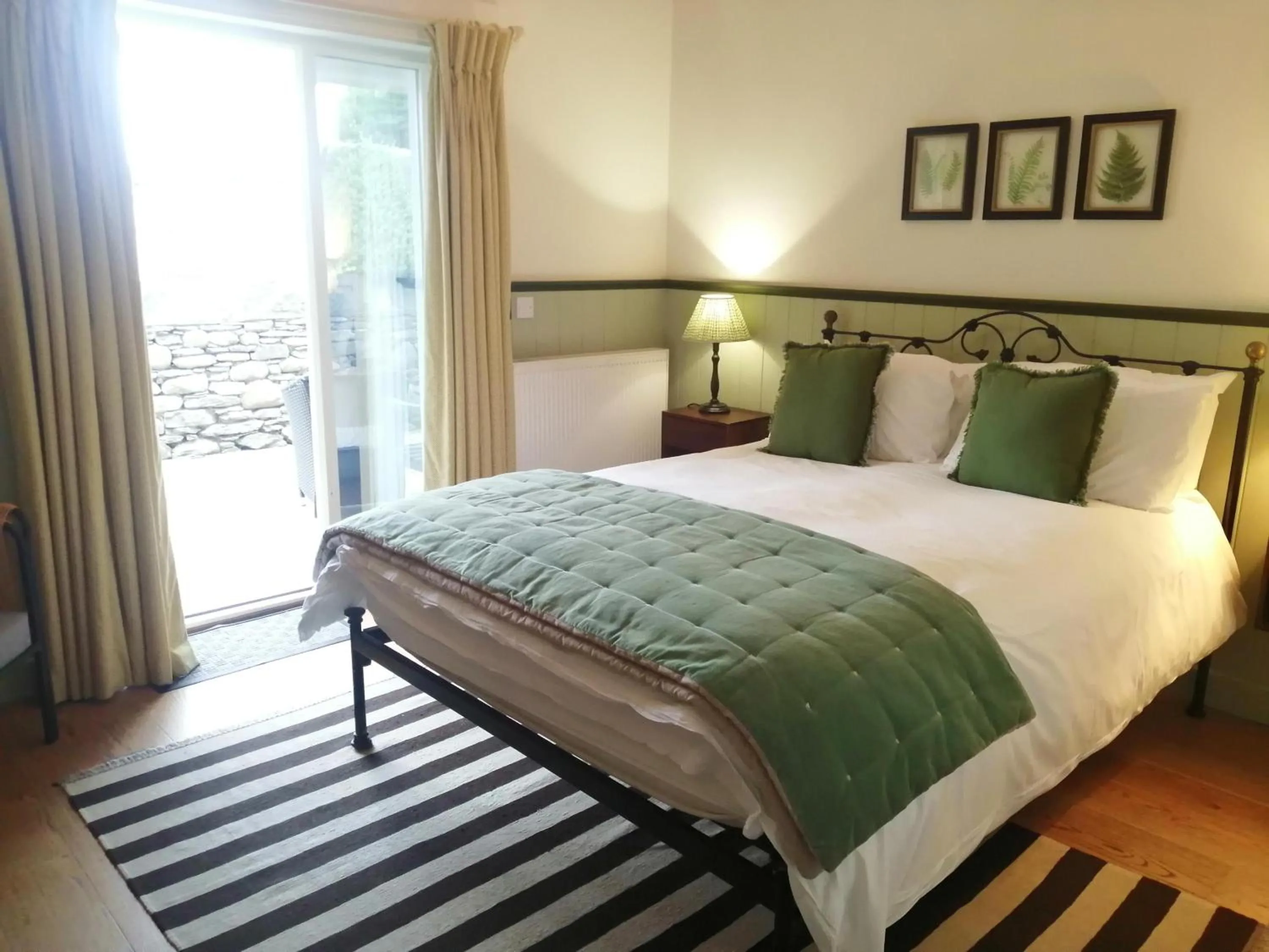 Bed in The Brown Horse Inn