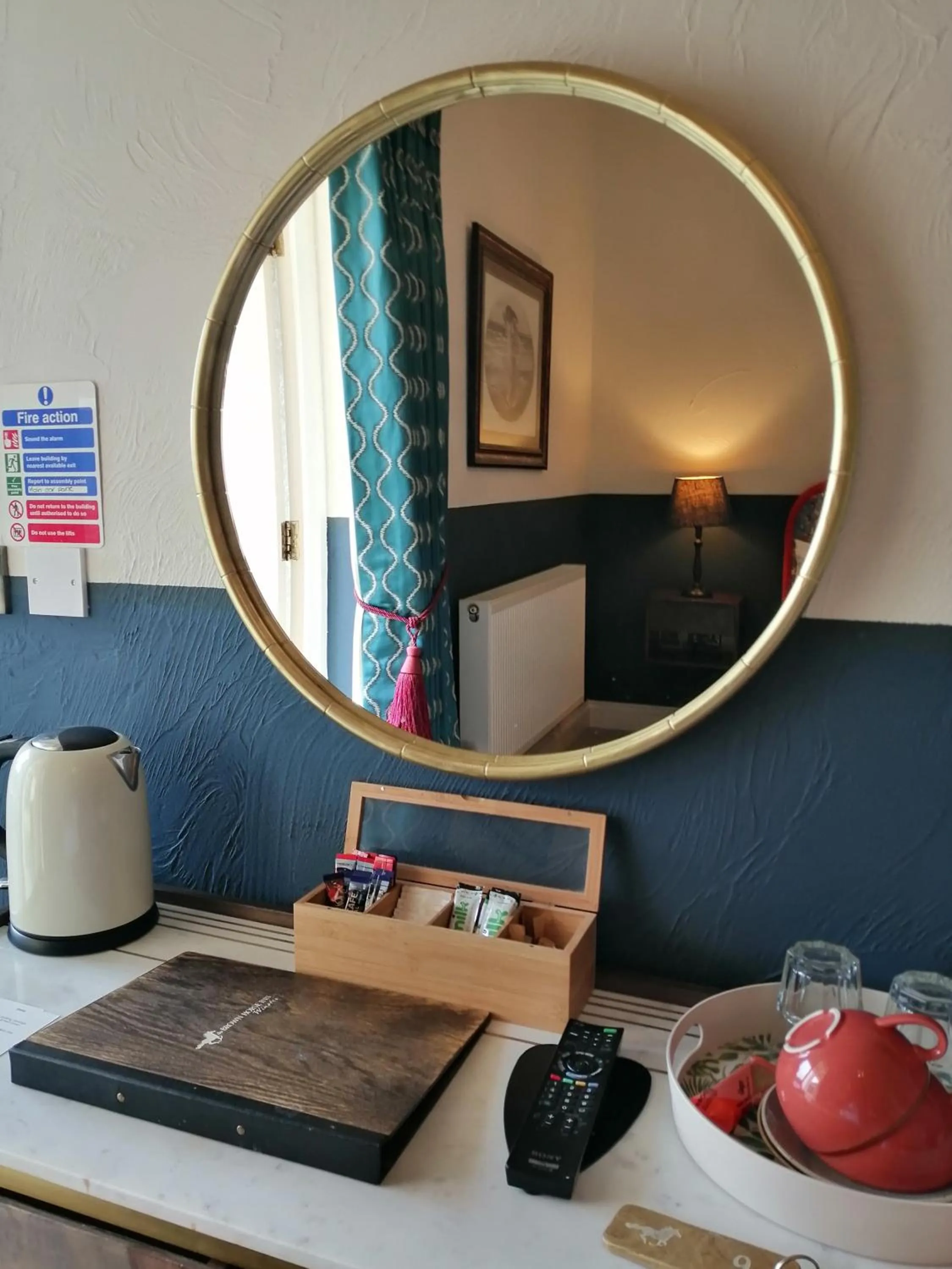 Bedroom in The Brown Horse Inn