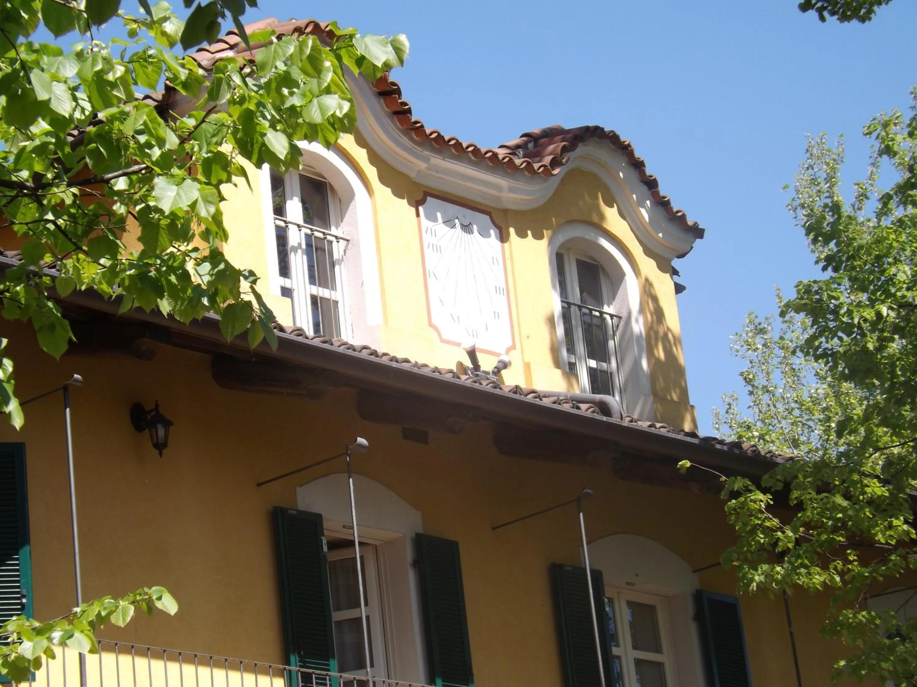 Property building in Villa Mirano Bed & Breakfast