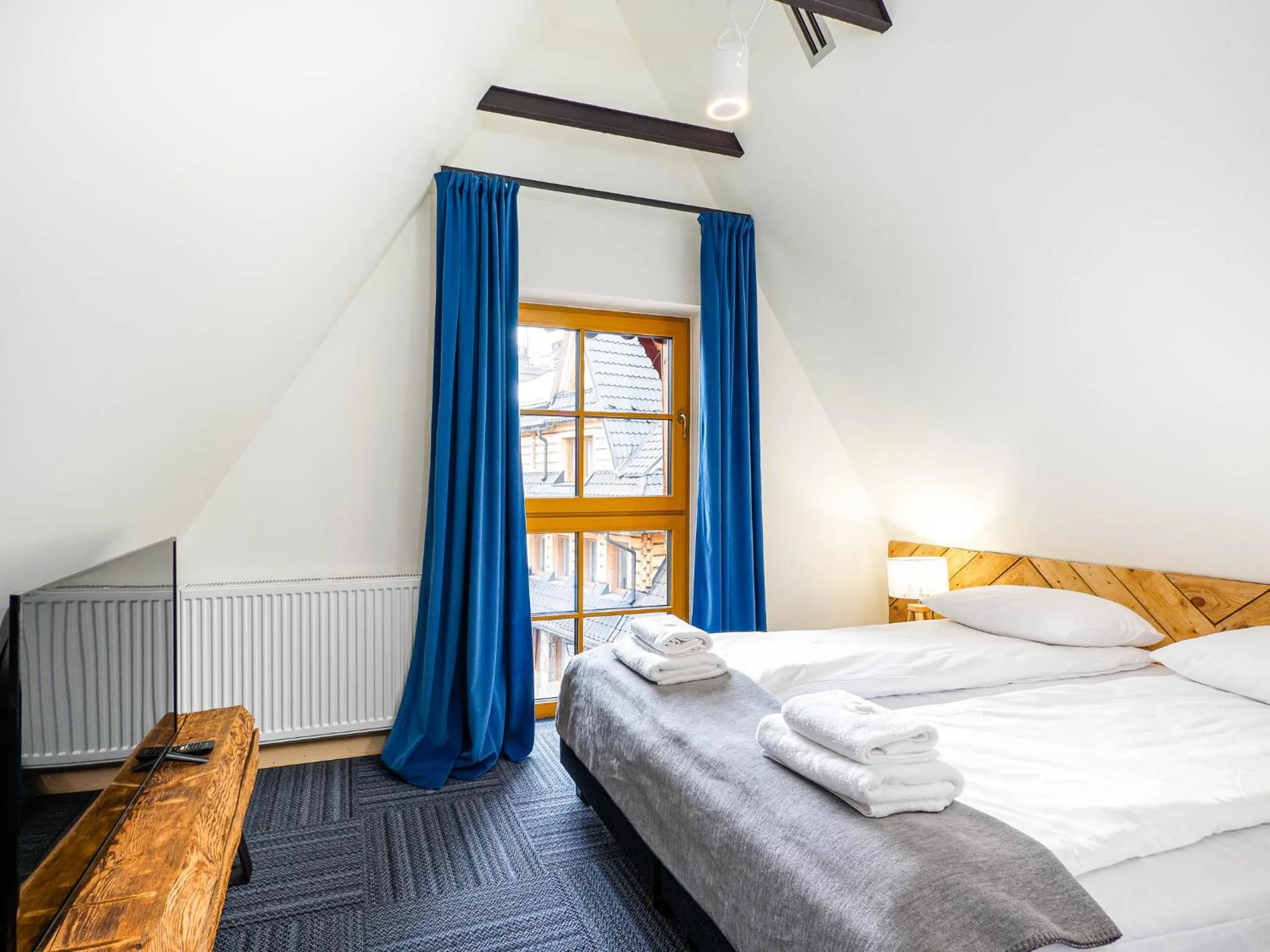 Bedroom, Bed in Willa Sienkiewiczówka