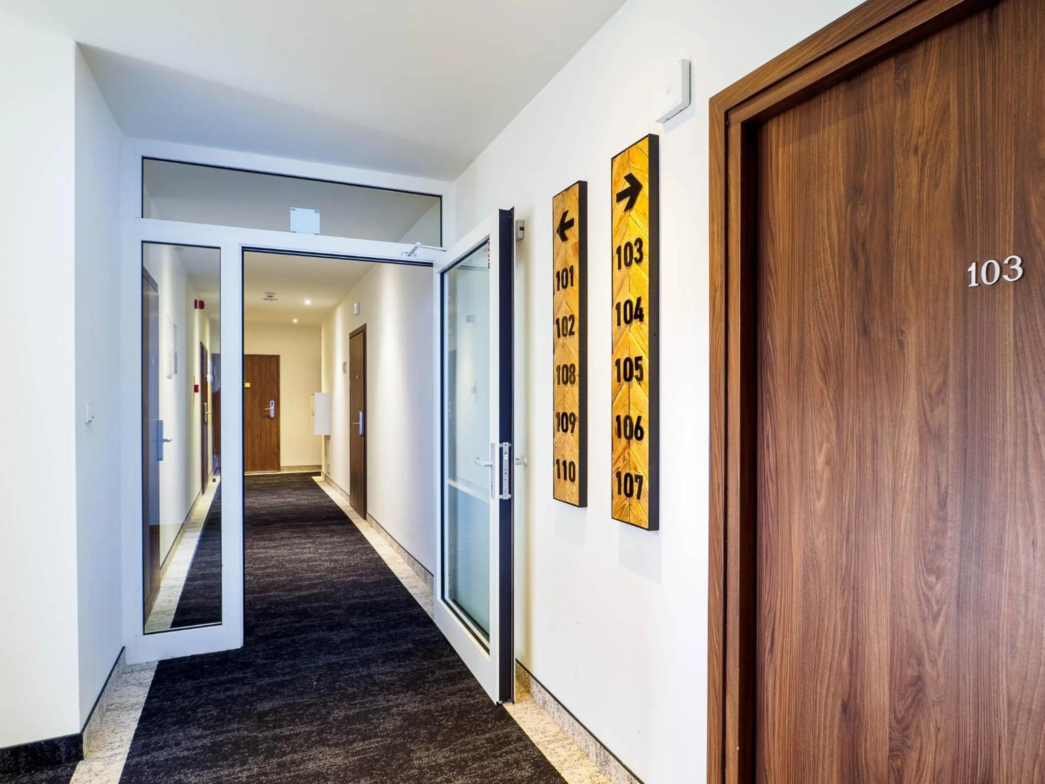 Facade/entrance in Willa Sienkiewiczówka