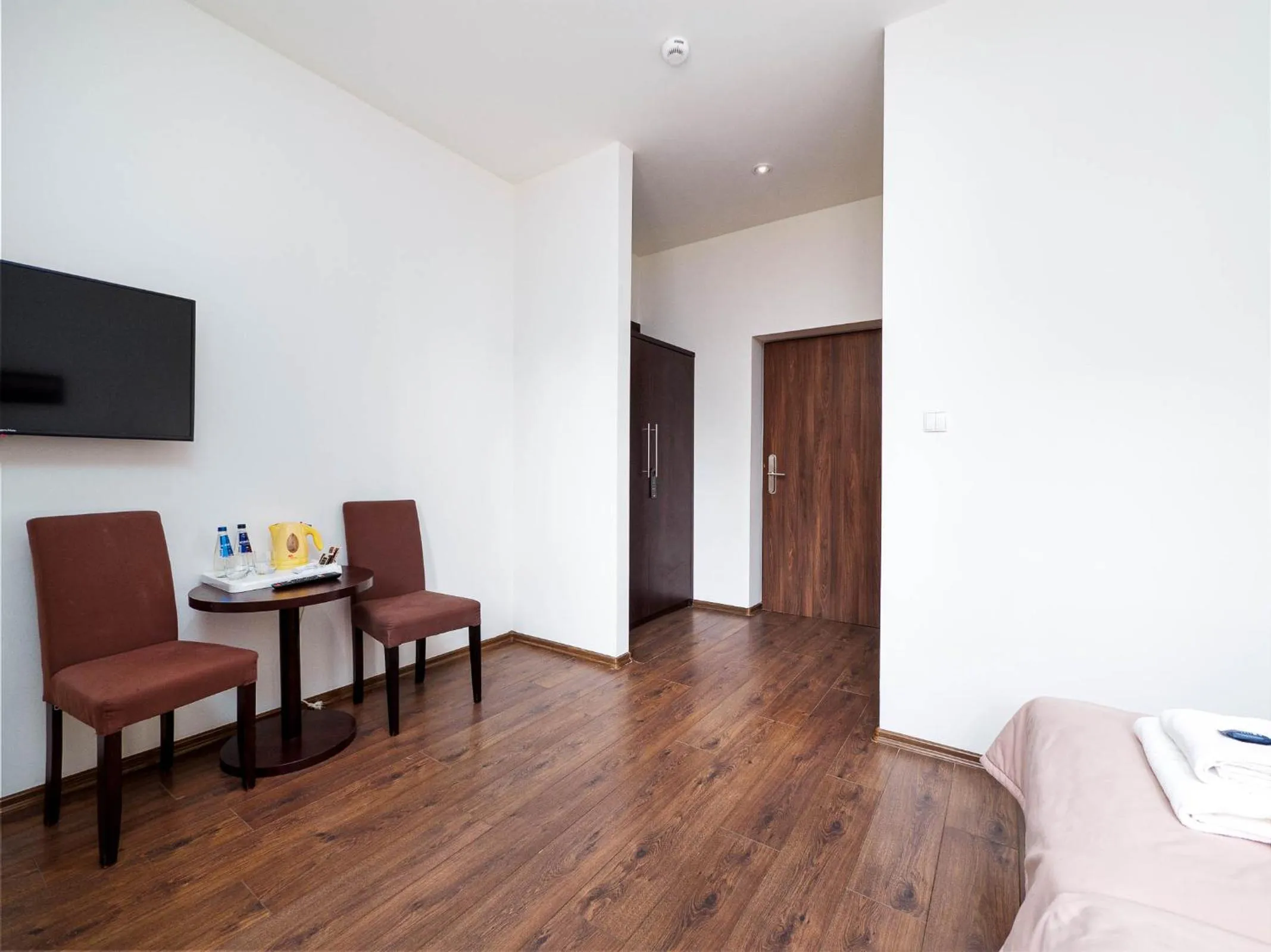 Photo of the whole room in Willa Sienkiewiczówka