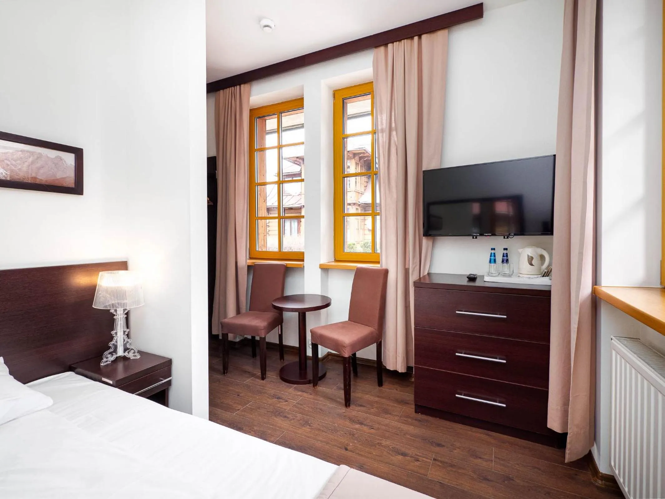 Bedroom, Bed in Willa Sienkiewiczówka