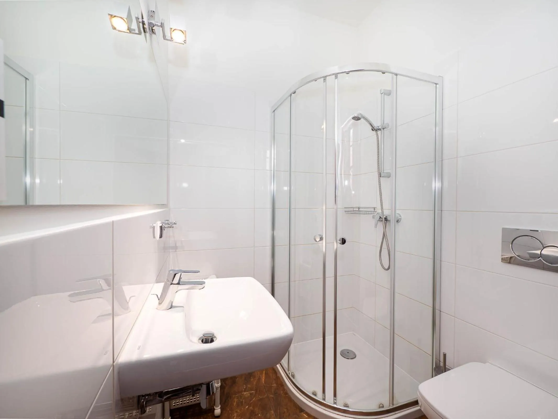 Bathroom in Willa Sienkiewiczówka