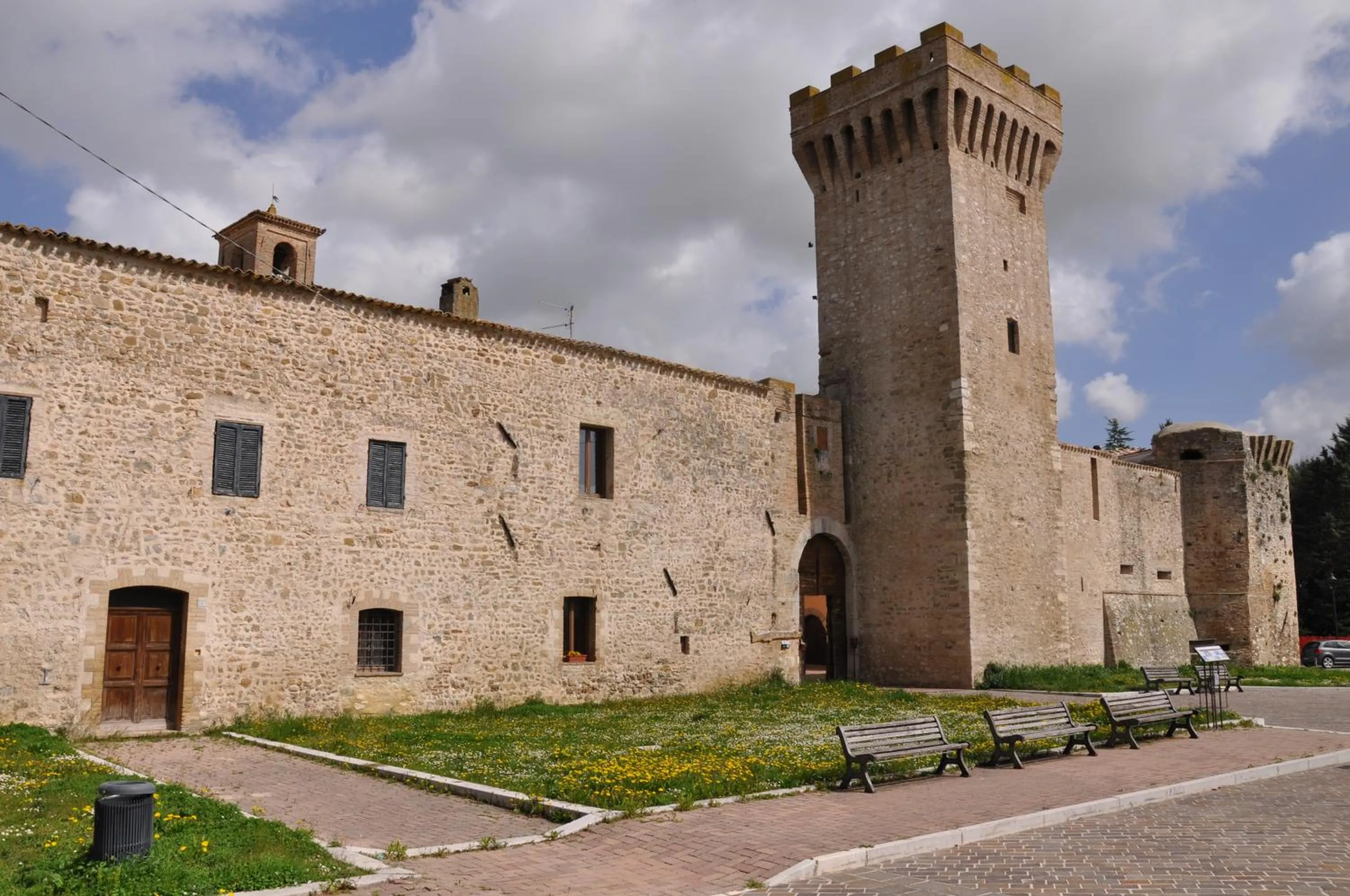 Property building in Torre della Botonta