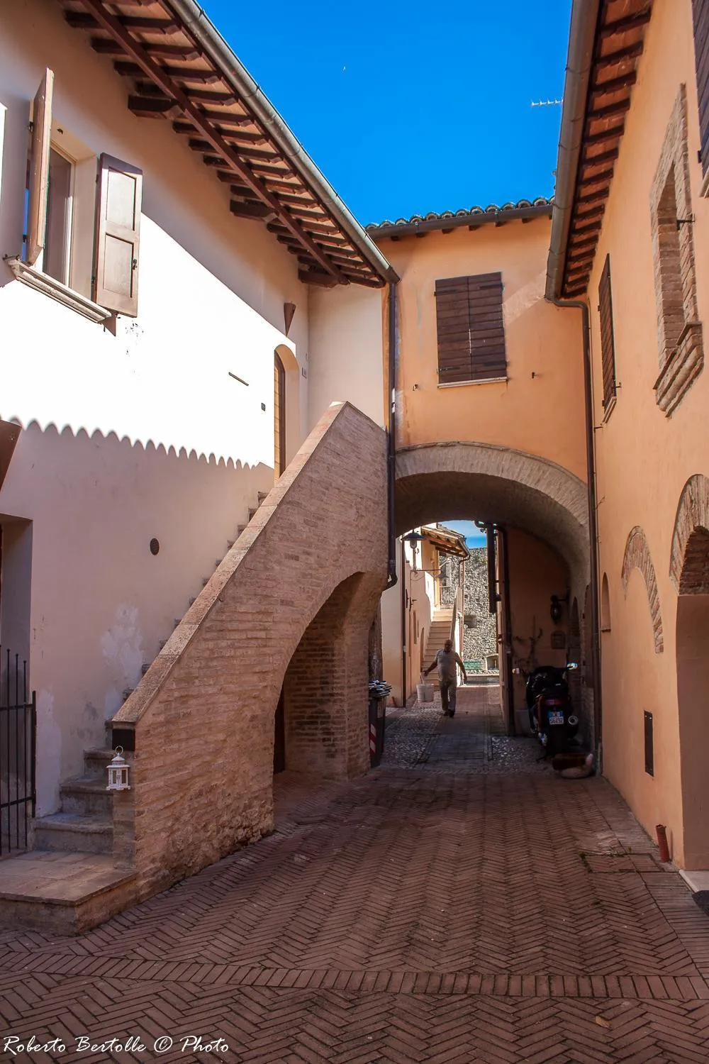 Facade/entrance in Torre della Botonta