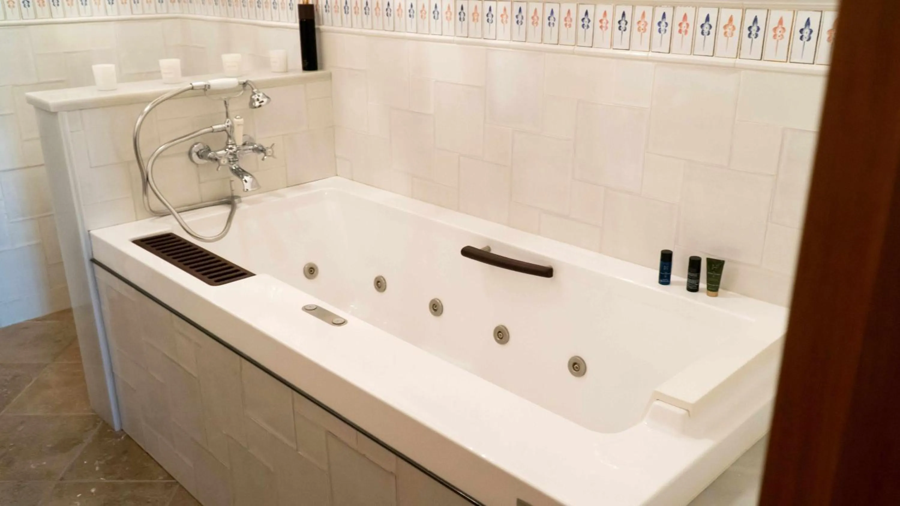 Hot Tub in Apartamentos Arcadia