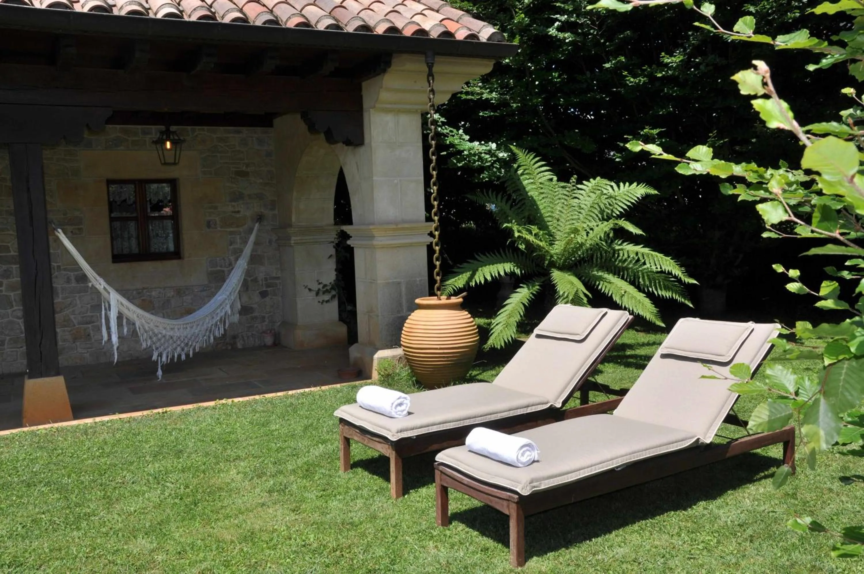 Facade/entrance in Apartamentos Arcadia