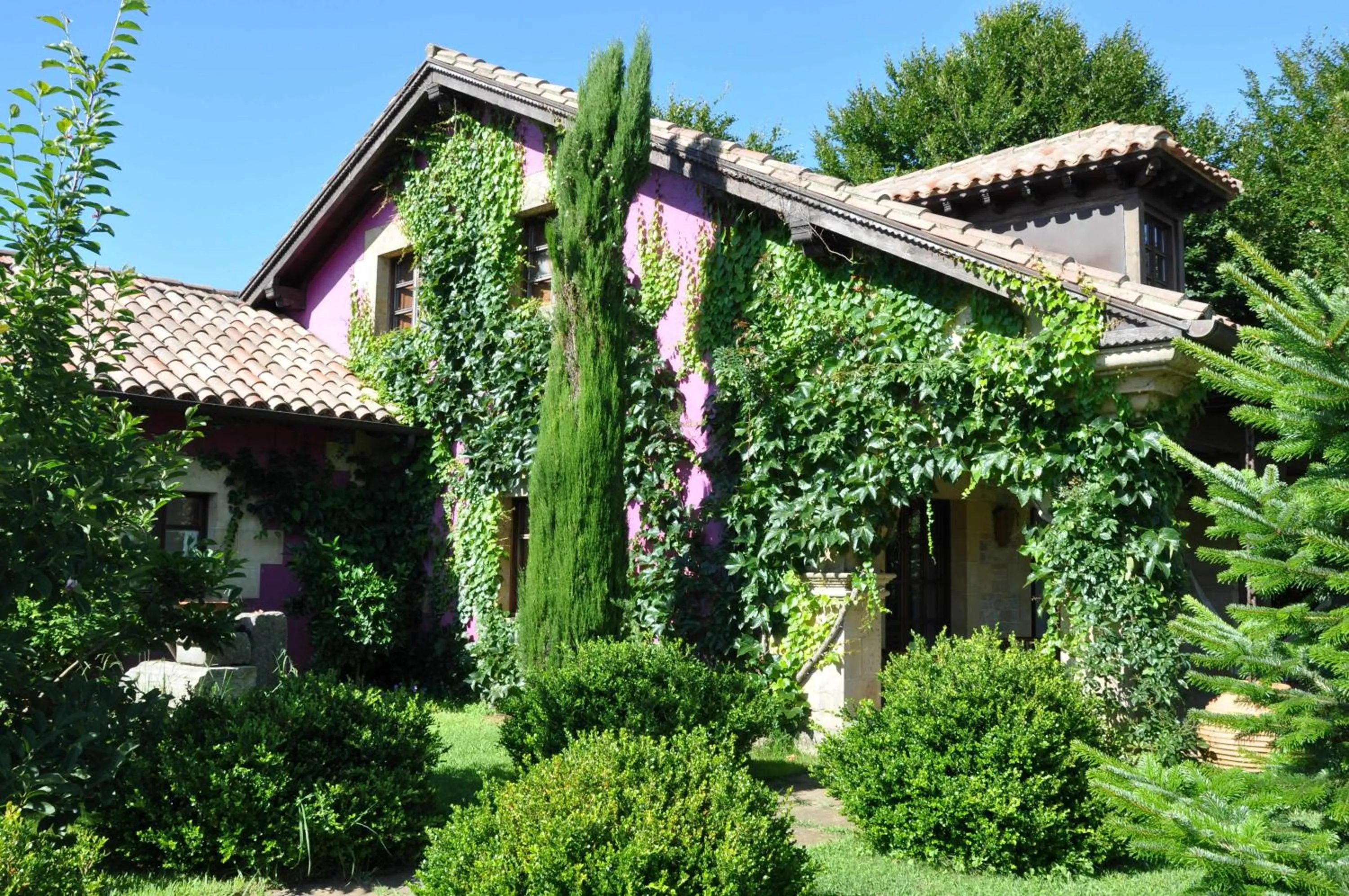 Facade/entrance in Apartamentos Arcadia