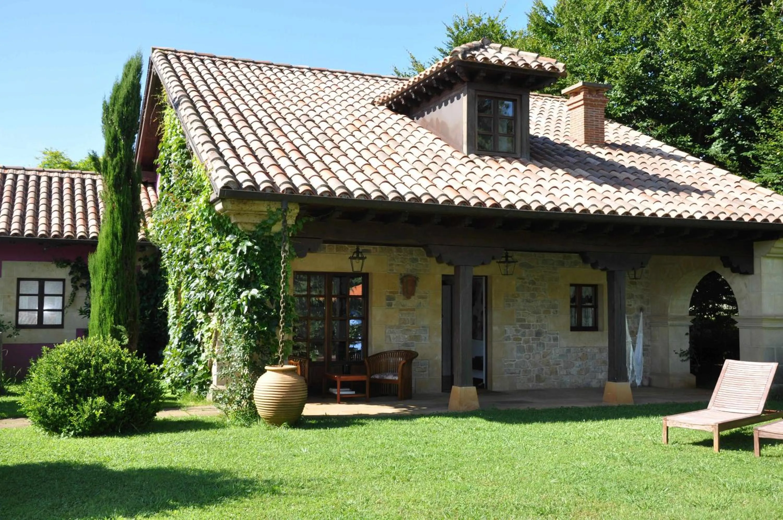 Facade/entrance in Apartamentos Arcadia