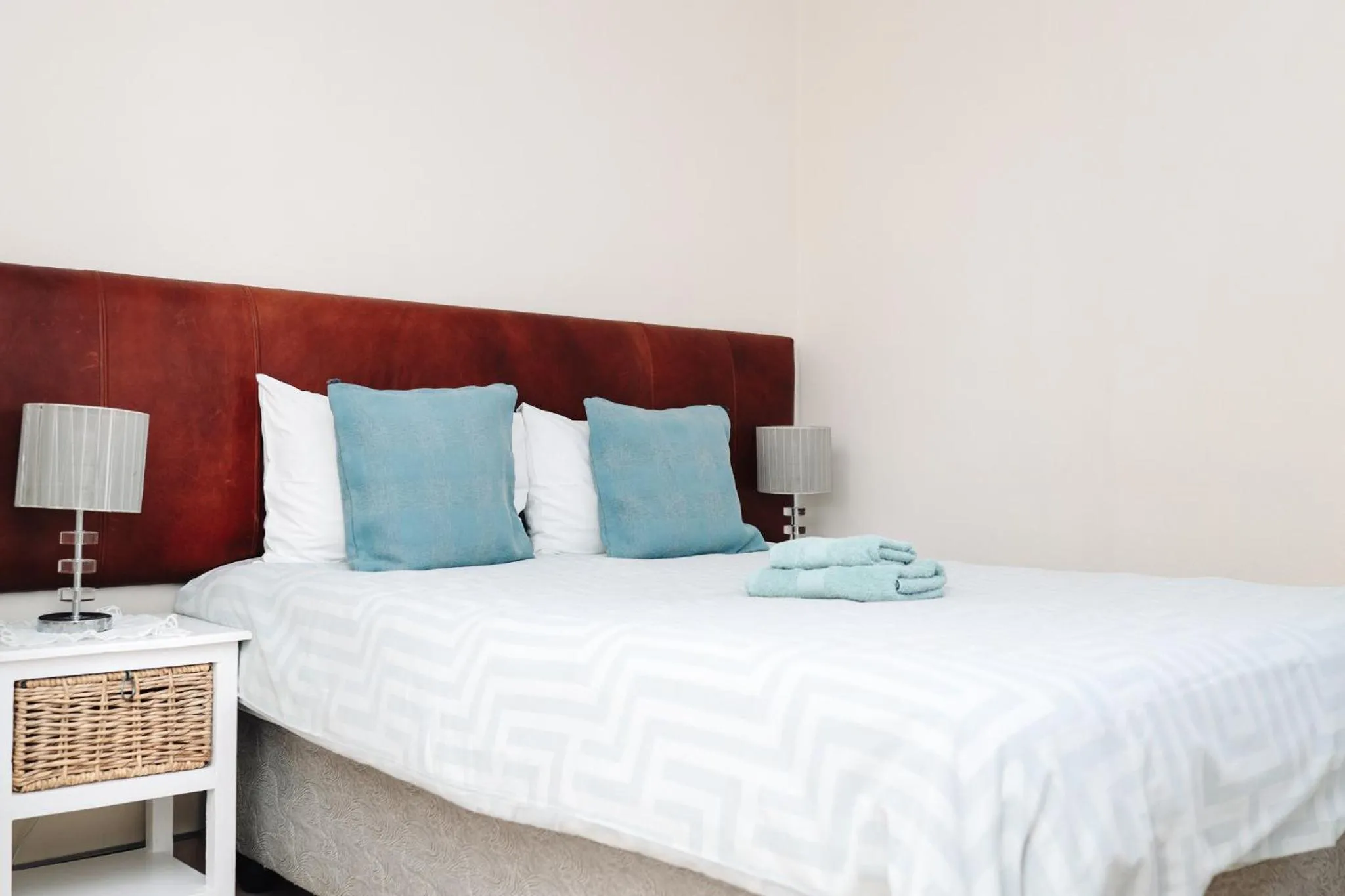 Bed in Emerald Bed&Breakfast