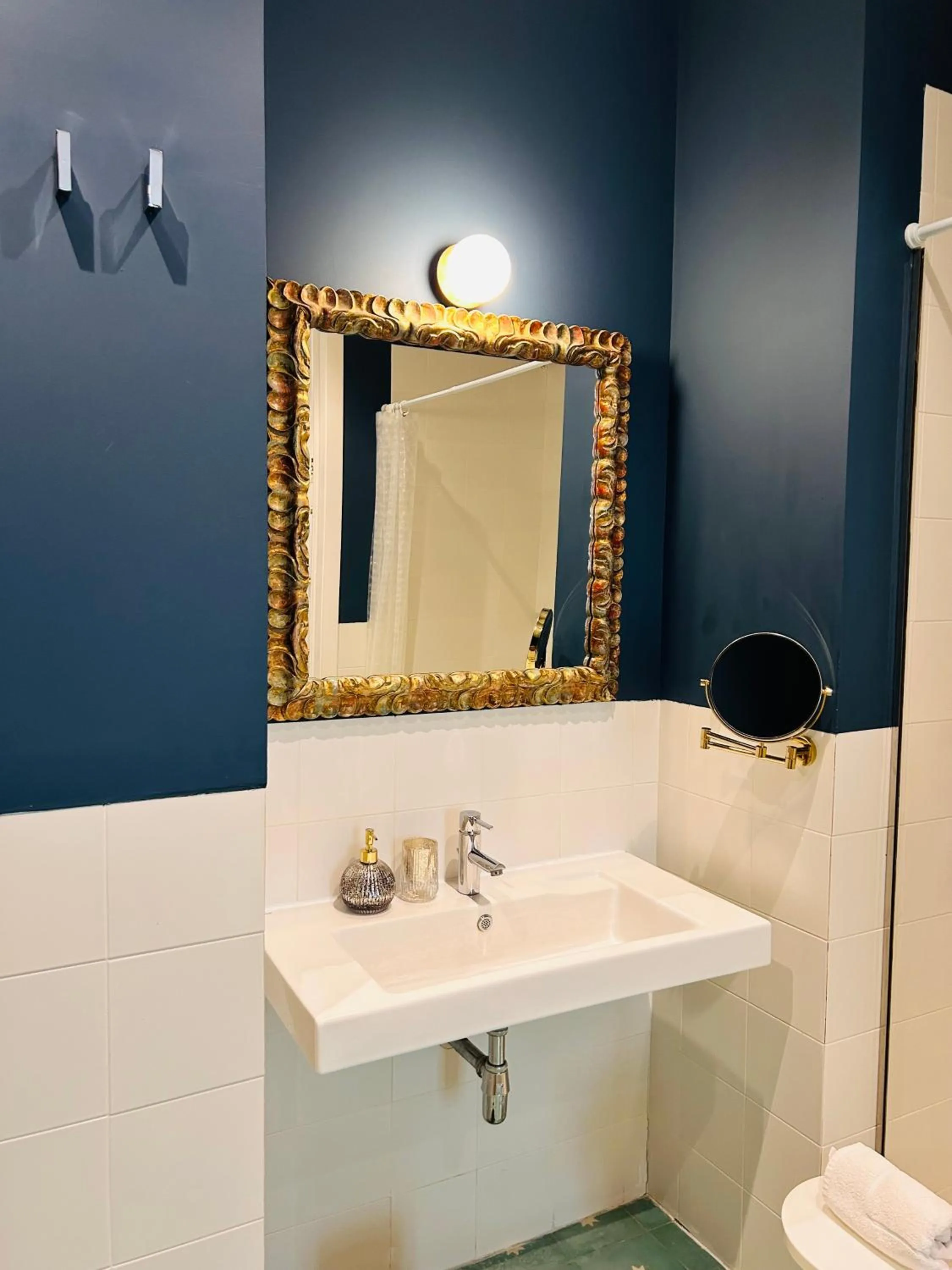 Bathroom in L'Esplai Valencia