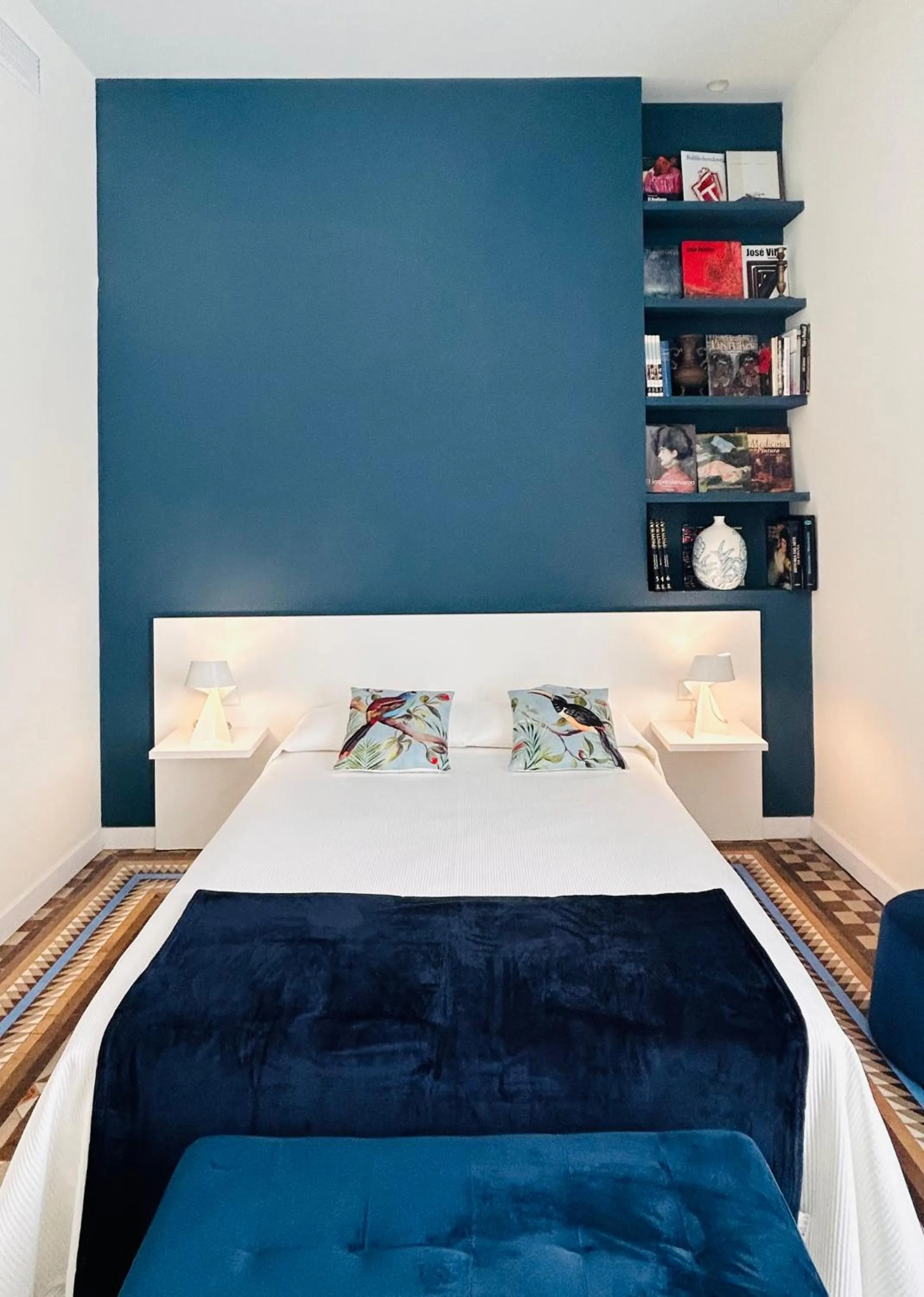 Photo of the whole room, Bed in L'Esplai Valencia