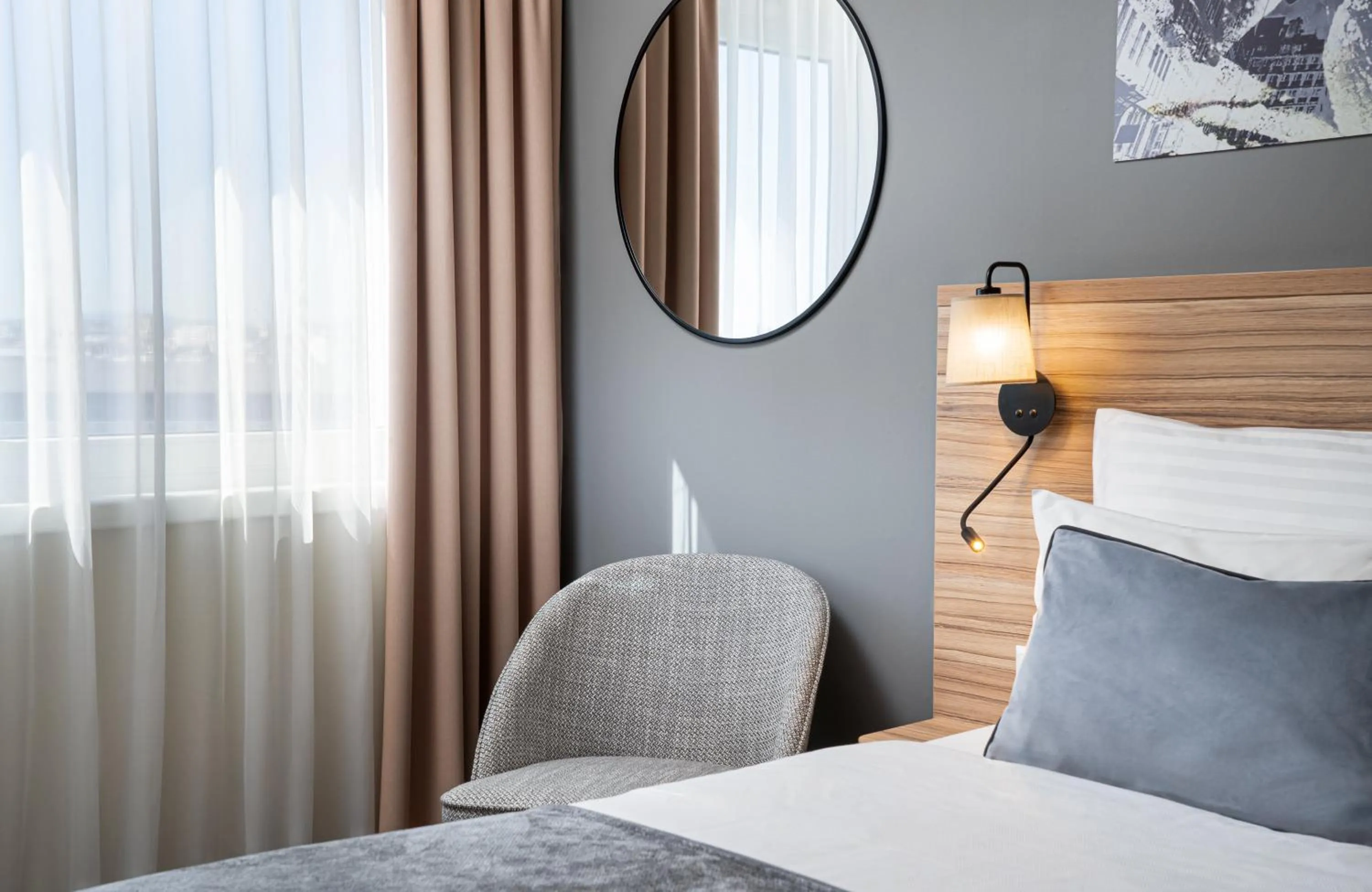 Photo of the whole room, Bed in Leonardo Hotel Vienna Hauptbahnhof