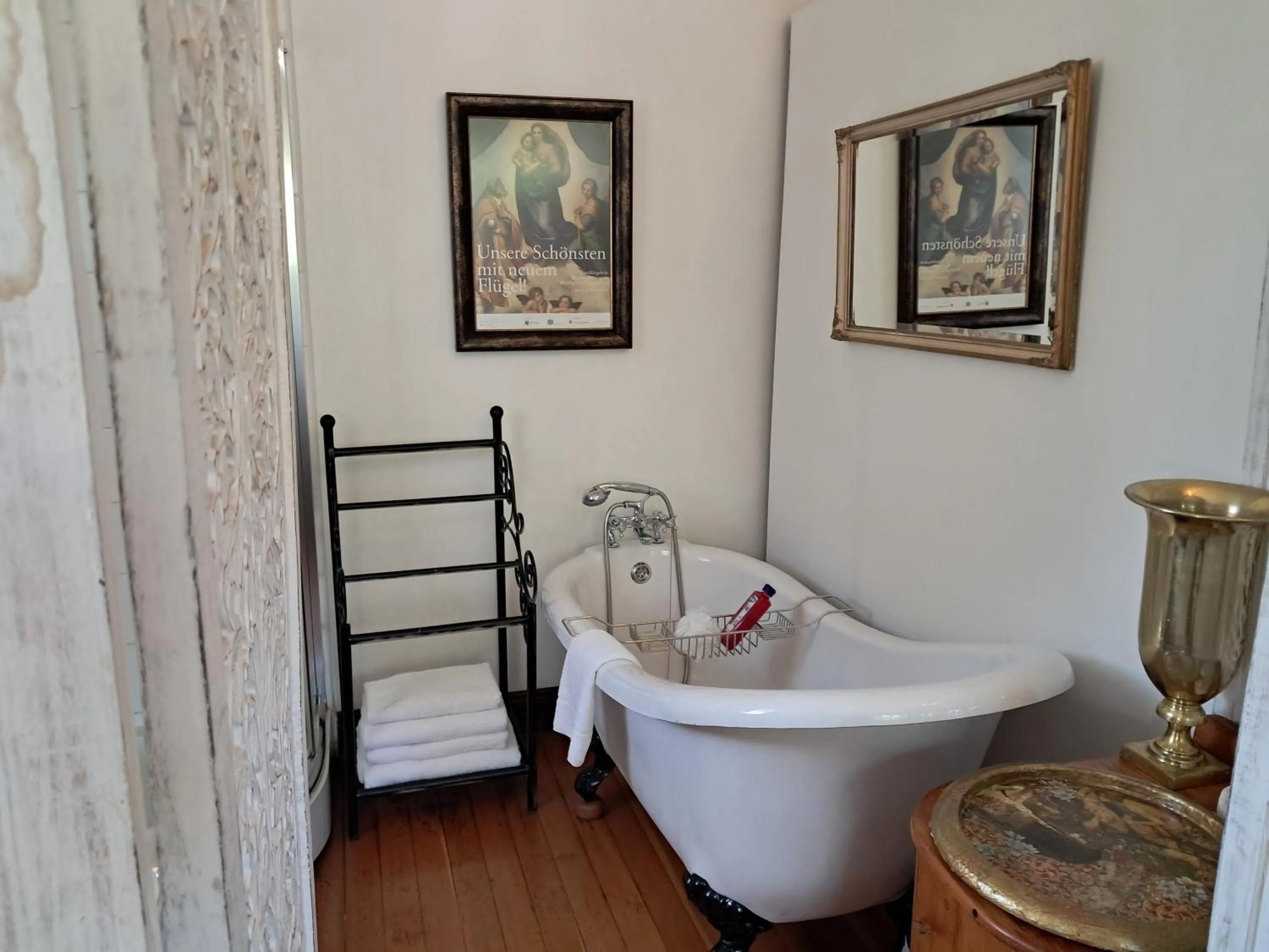 Bathroom in 29onTait Guest House