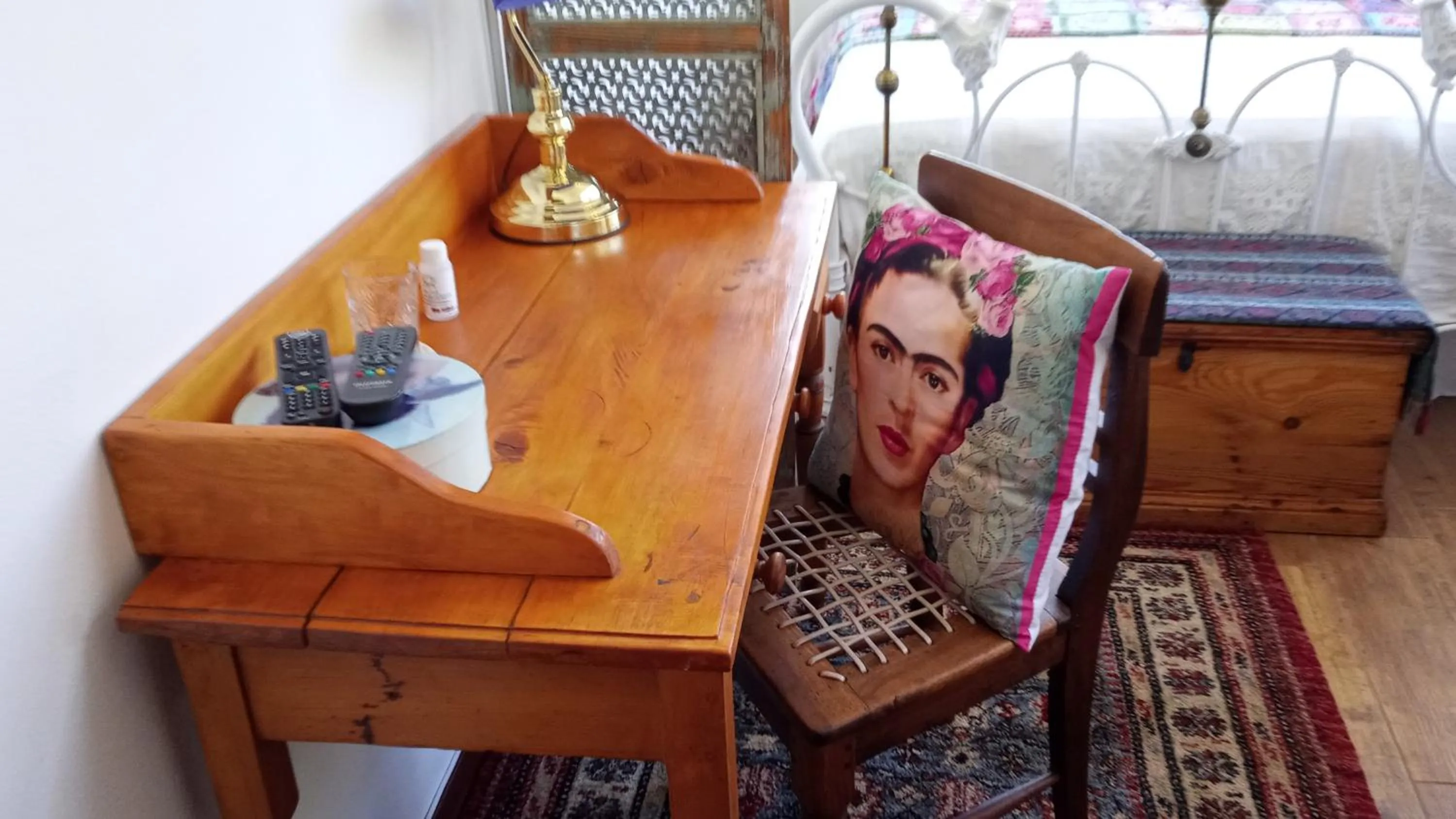 Seating area in 29onTait Guest House
