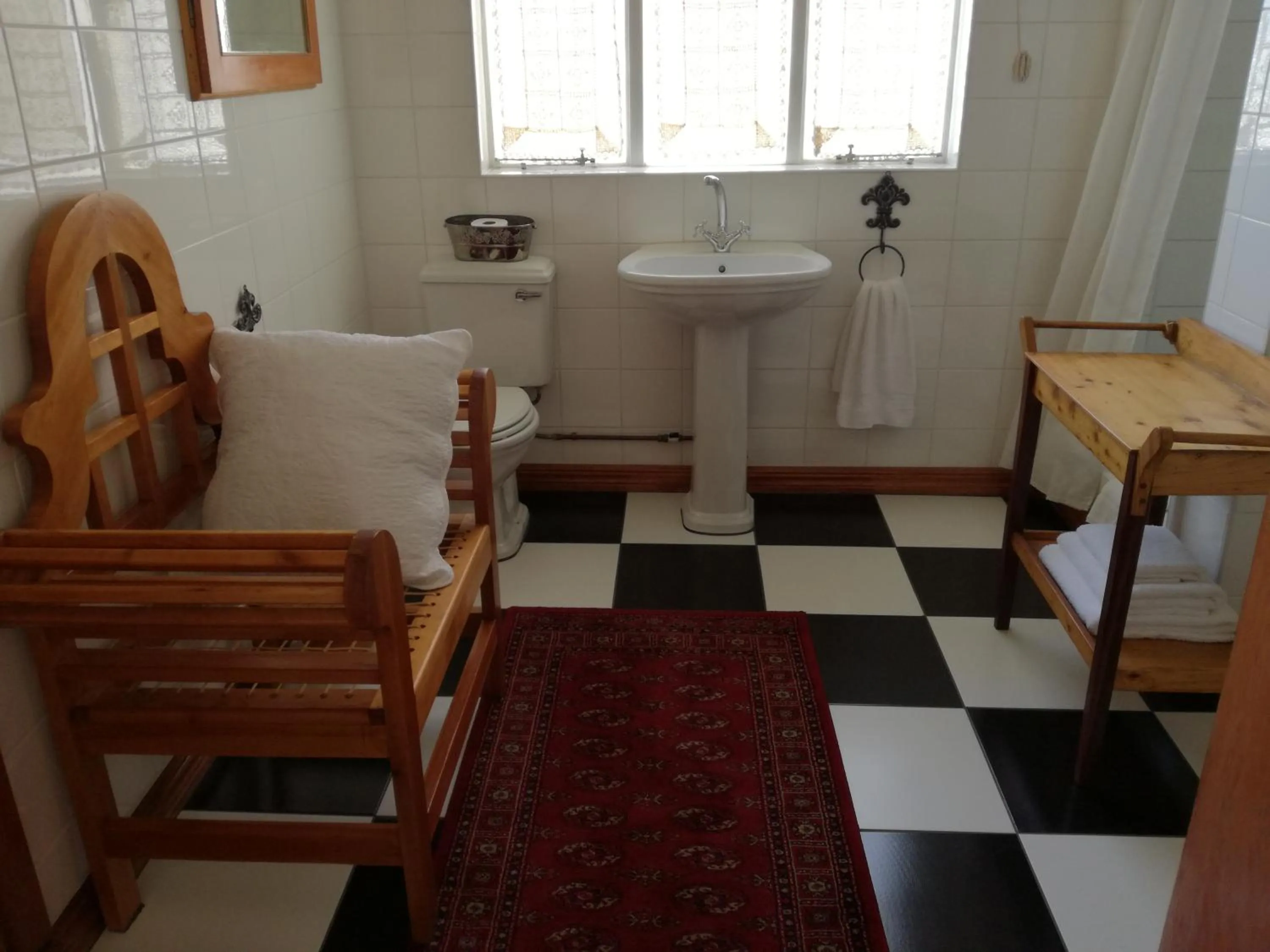 Bathroom in 29onTait Guest House