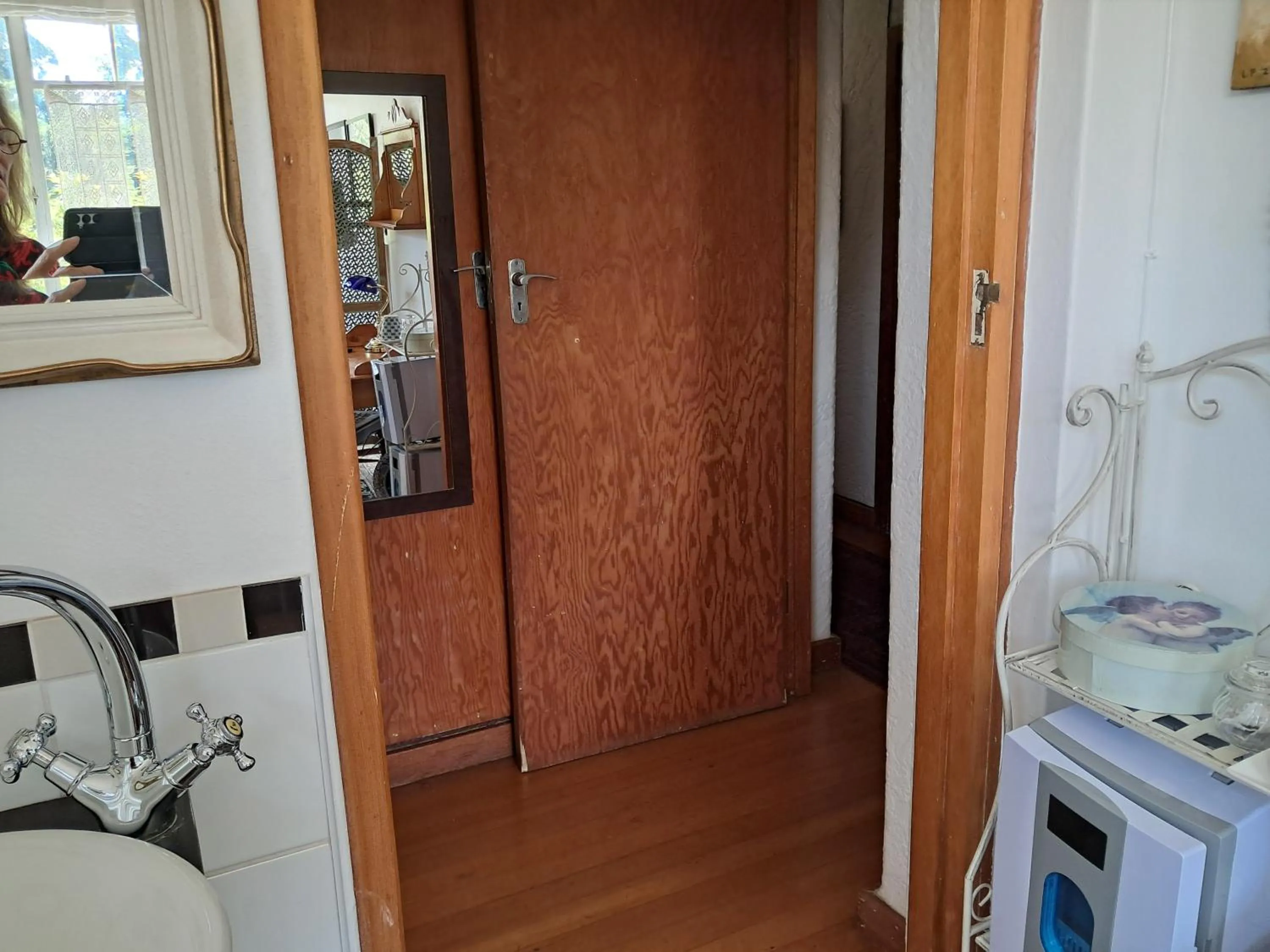 Facade/entrance in 29onTait Guest House