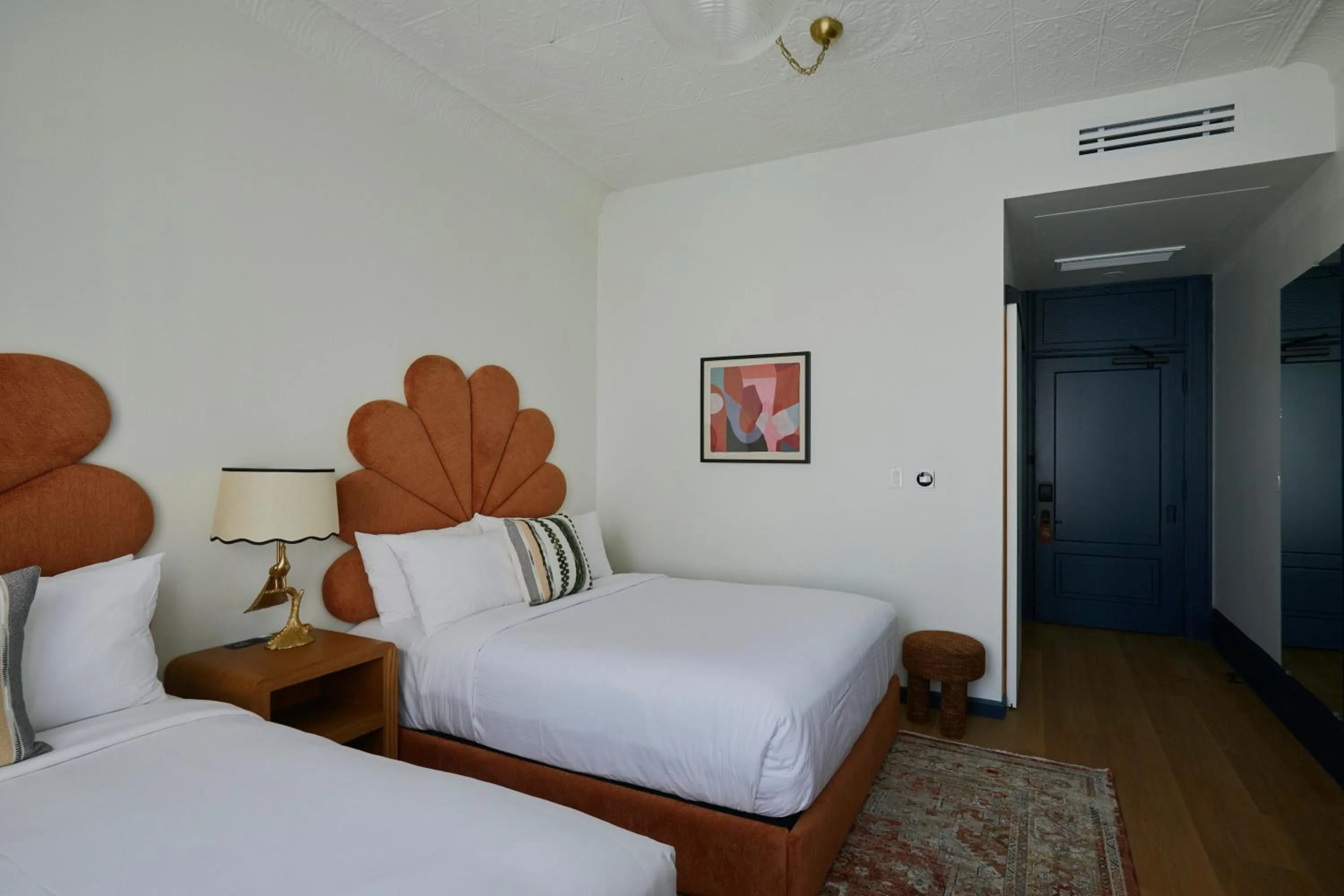 Bedroom, Bed in Granger Hotel San Diego, a Member of Design Hotels, part of Marriott Bonvoy