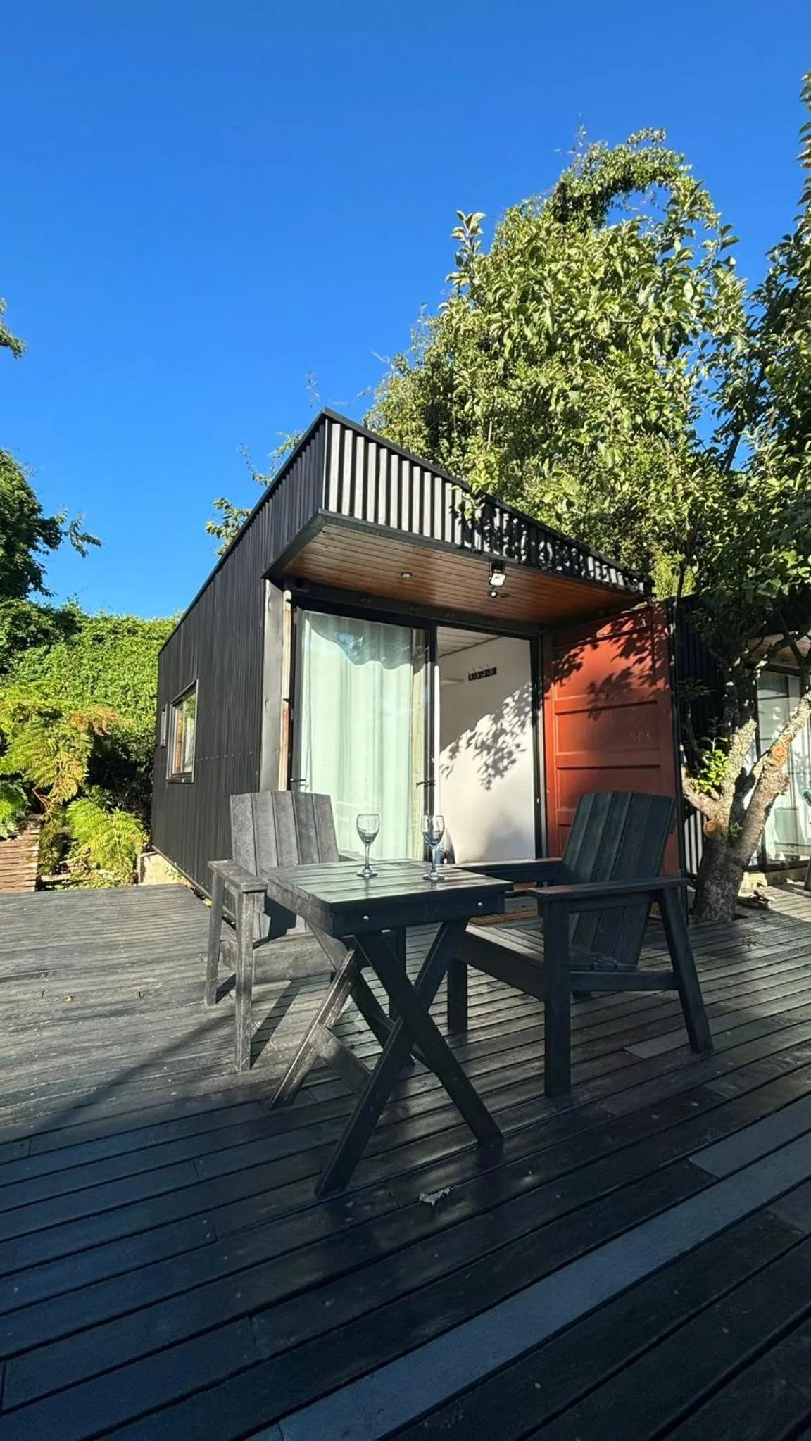 Balcony/Terrace in French Andes Apart Hostel
