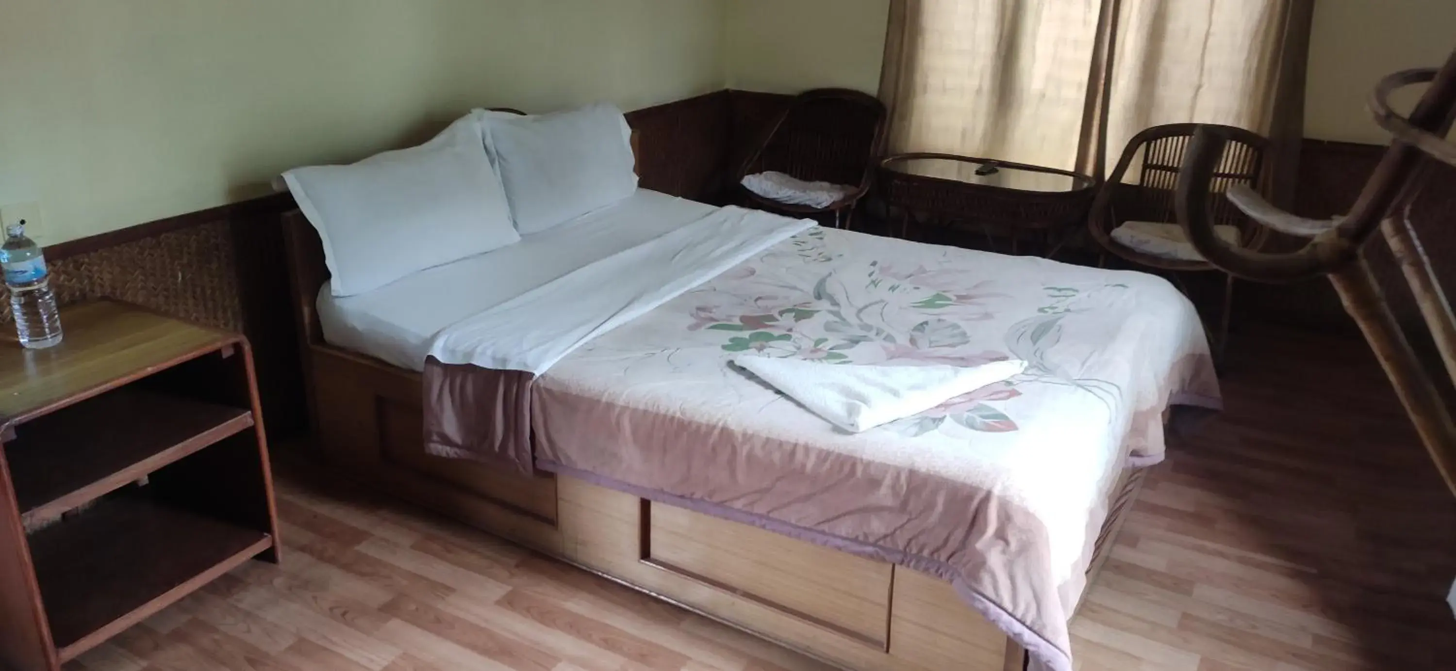 Single Room - single occupancy in Holy Lodge Single Room - single occupancy in Holy Lodge