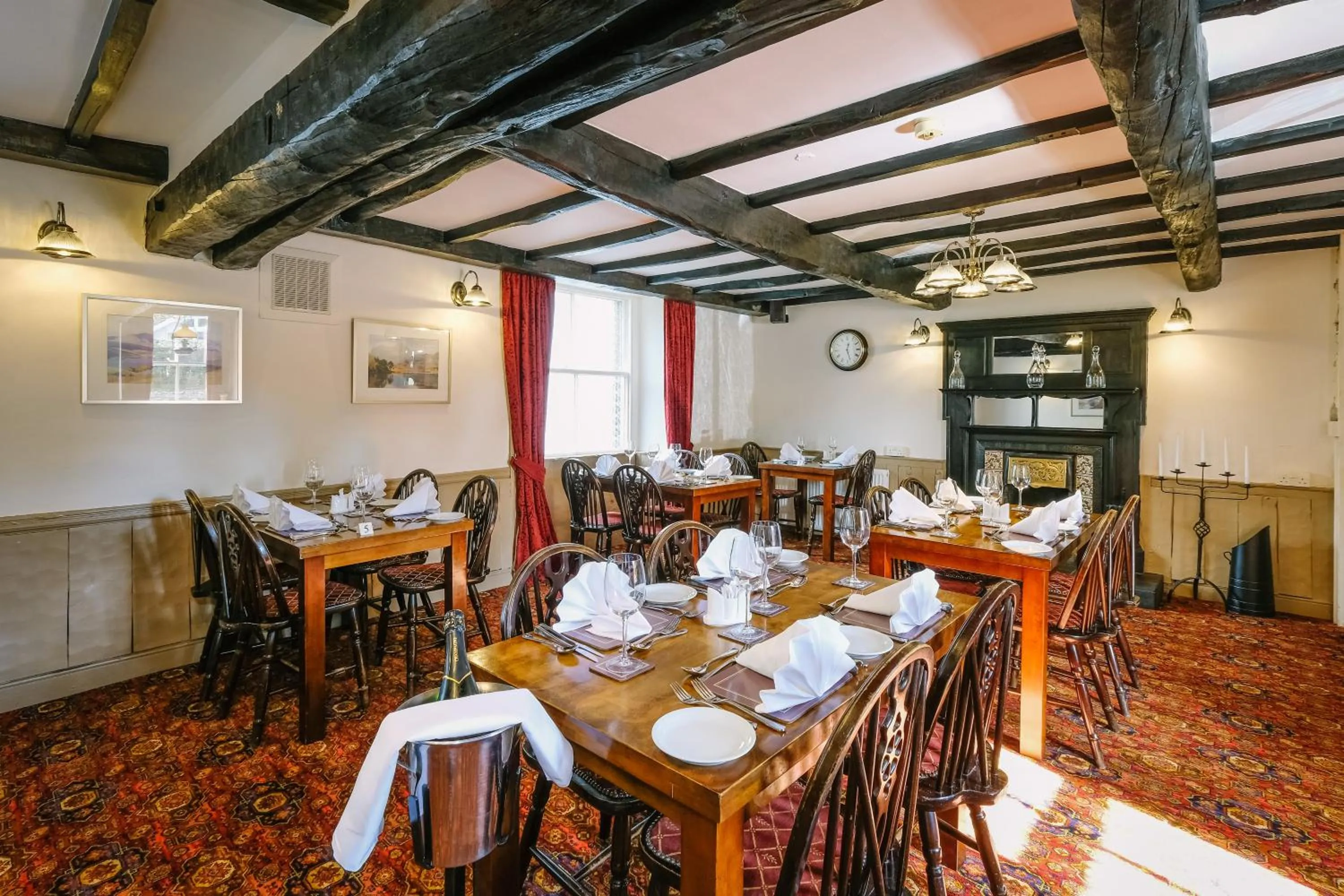 Dining area in Sun Inn