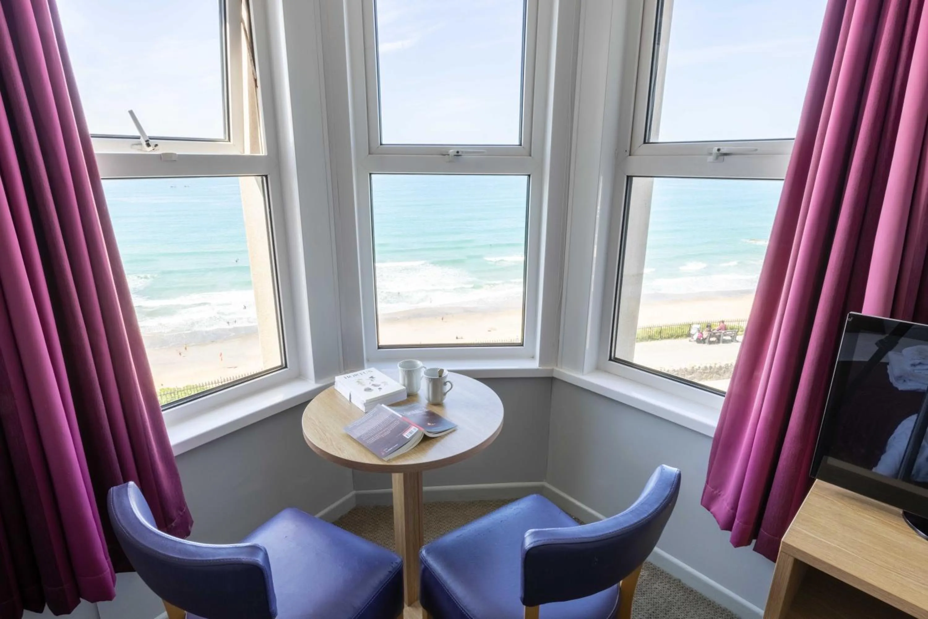 TV and multimedia in The Beresford Hotel