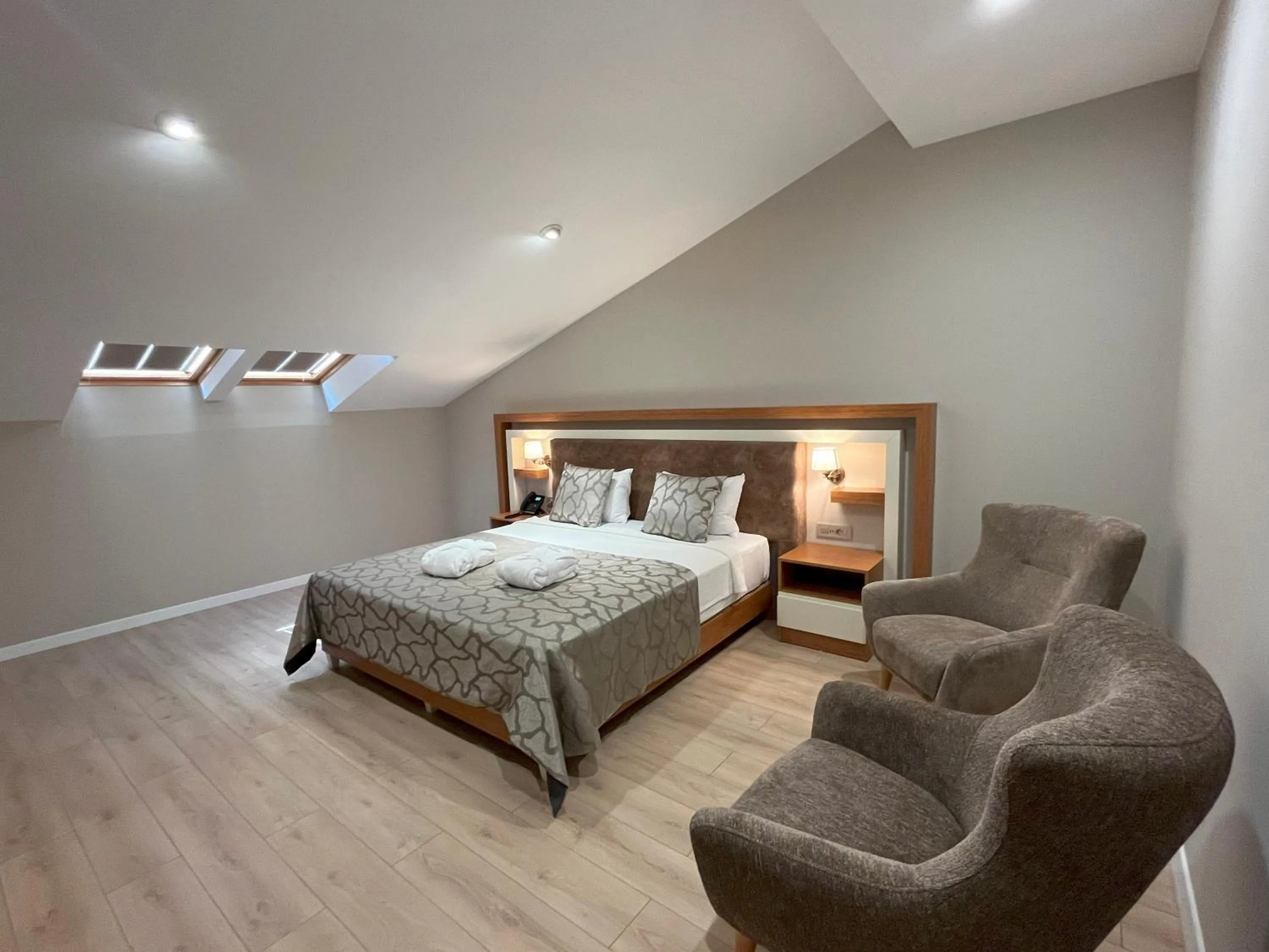 Bedroom, Bed in Dedeman Güre Nurhayat Thermal Resort&SPA