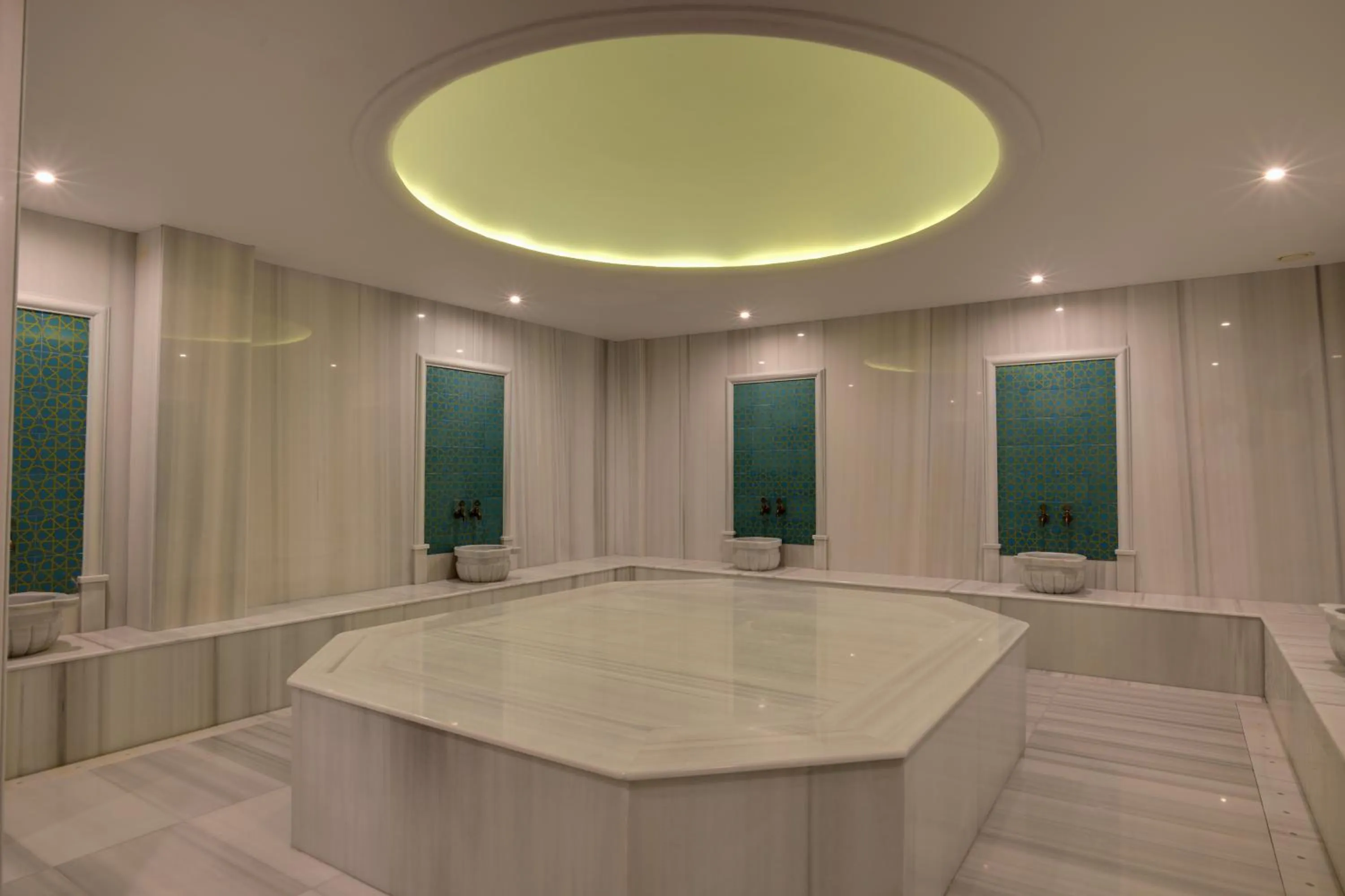 Public Bath in Dedeman Güre Nurhayat Thermal Resort&SPA