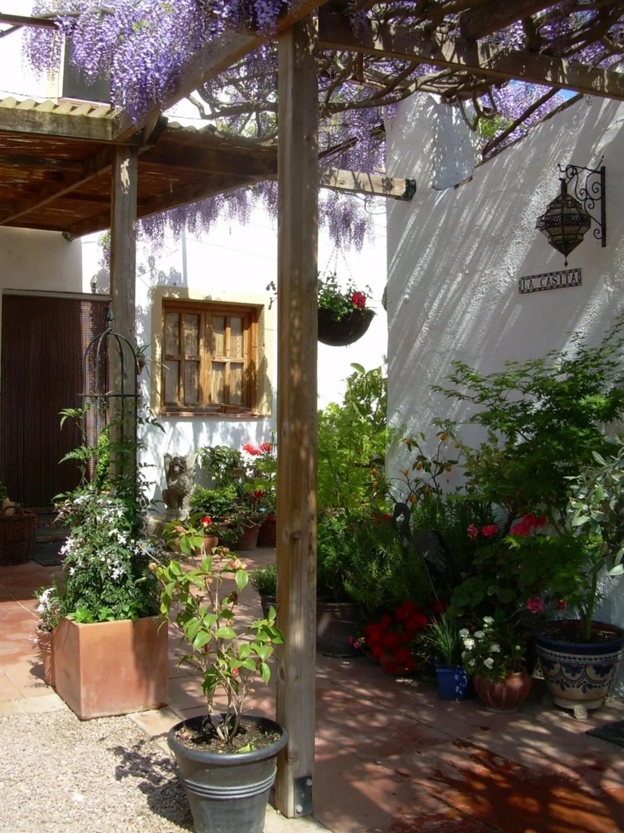 Property building in River Ebro Holidays