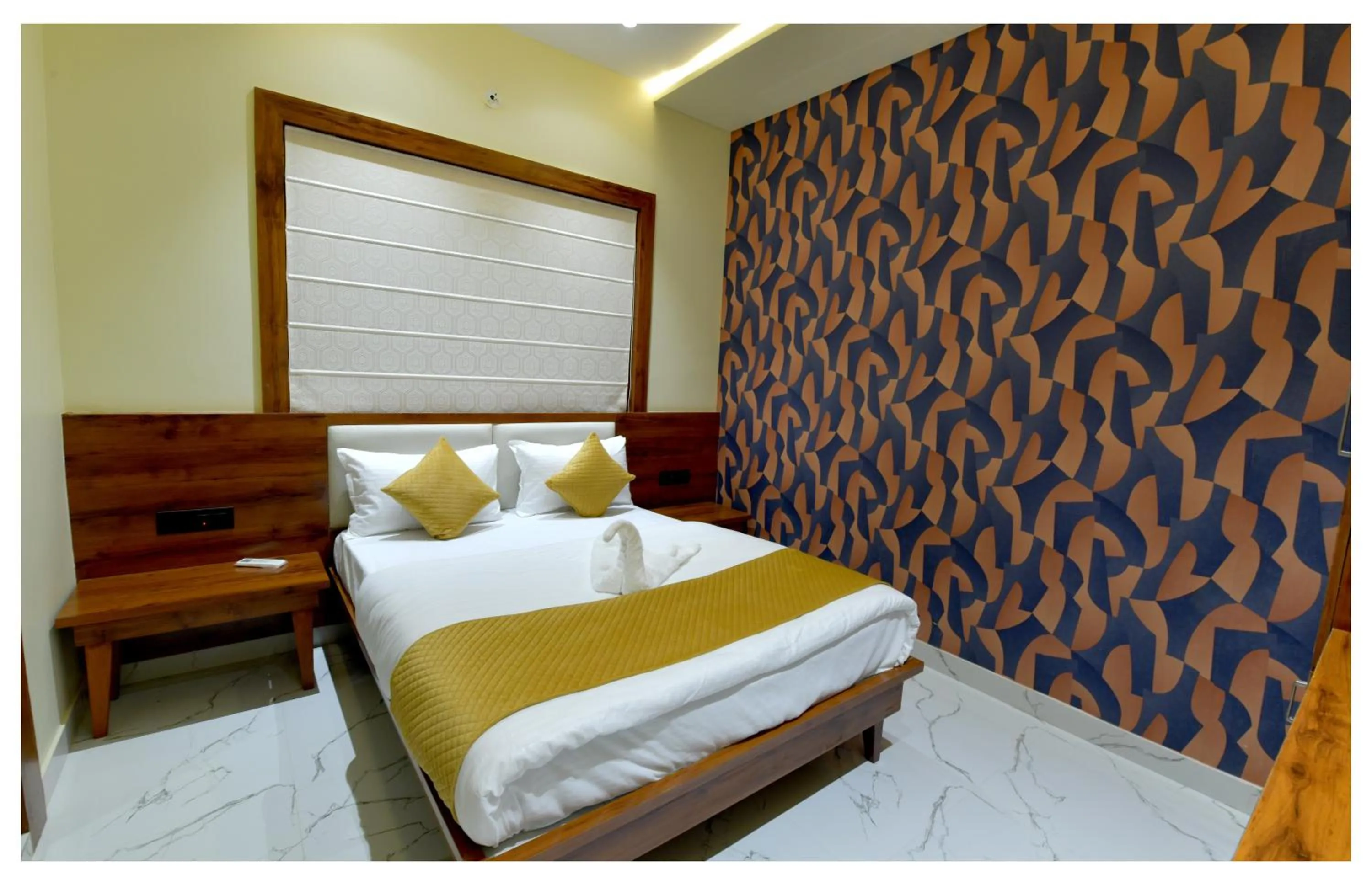 Bedroom, Bed in Yashvrinda