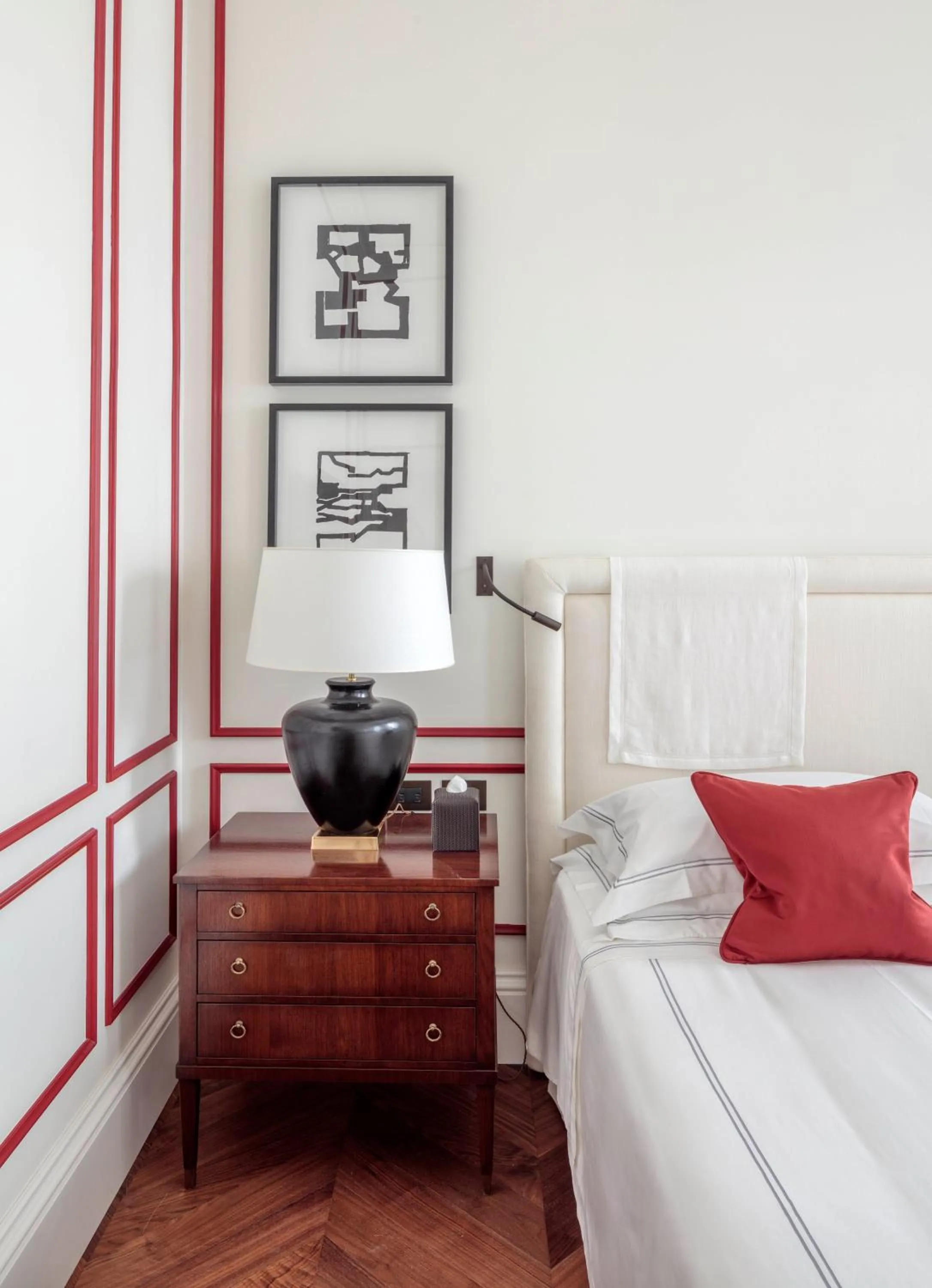 Bed in Rocco Forte House Via Manzoni Milan