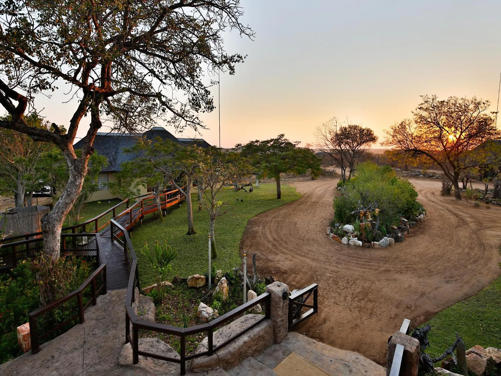 Facade/entrance in Makumu Private Game Lodge