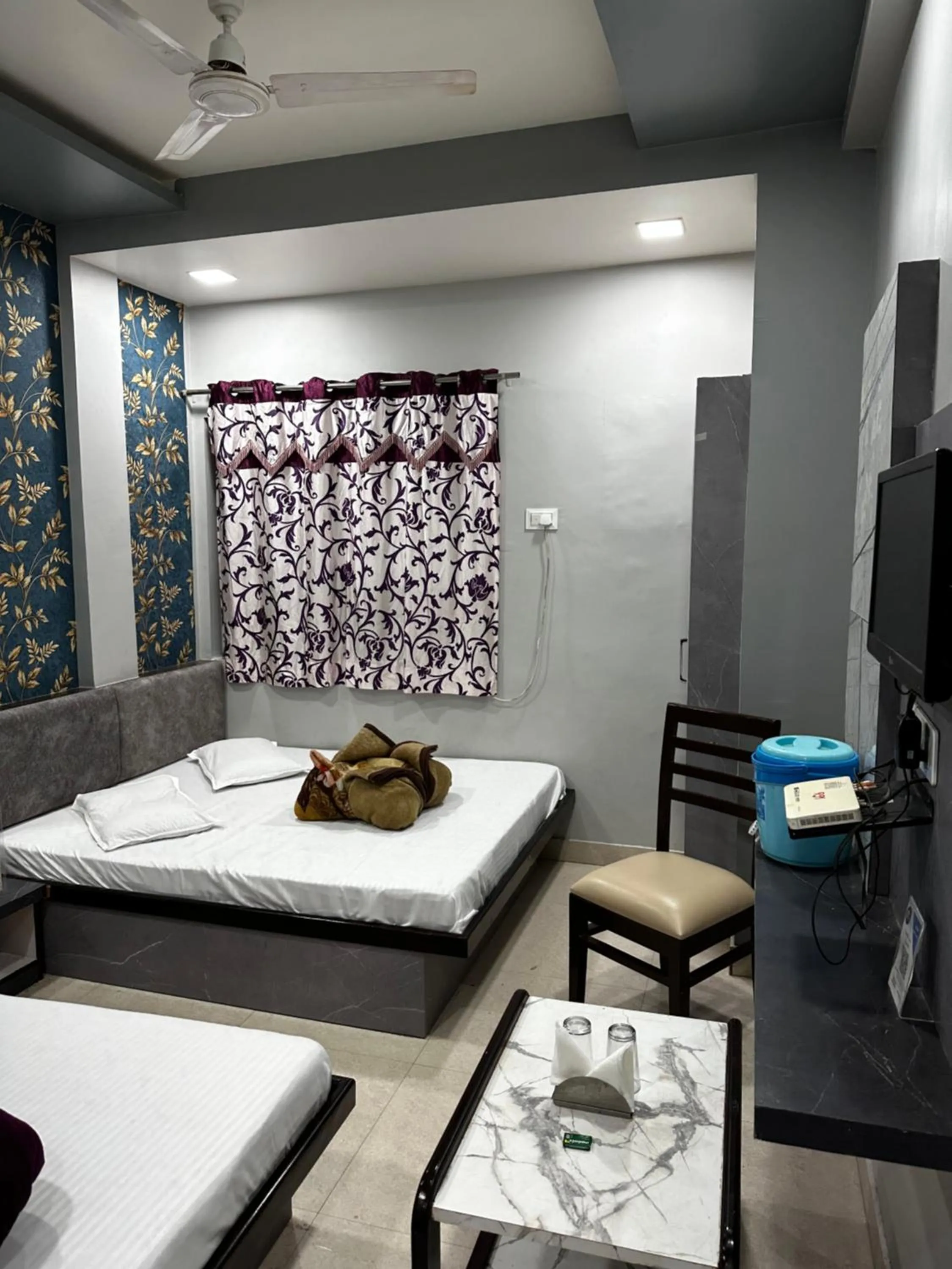 Bed in Hotel Mittal Inn