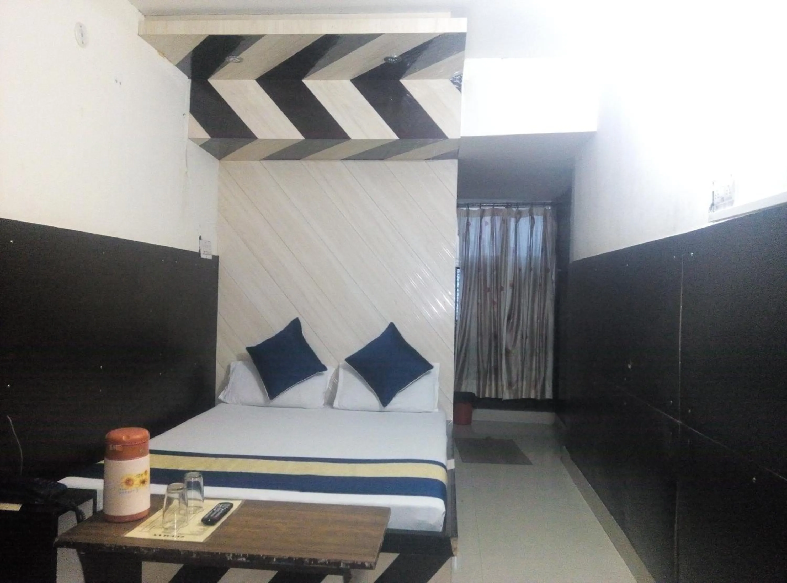 Spring in Hotel Abhineet Palace