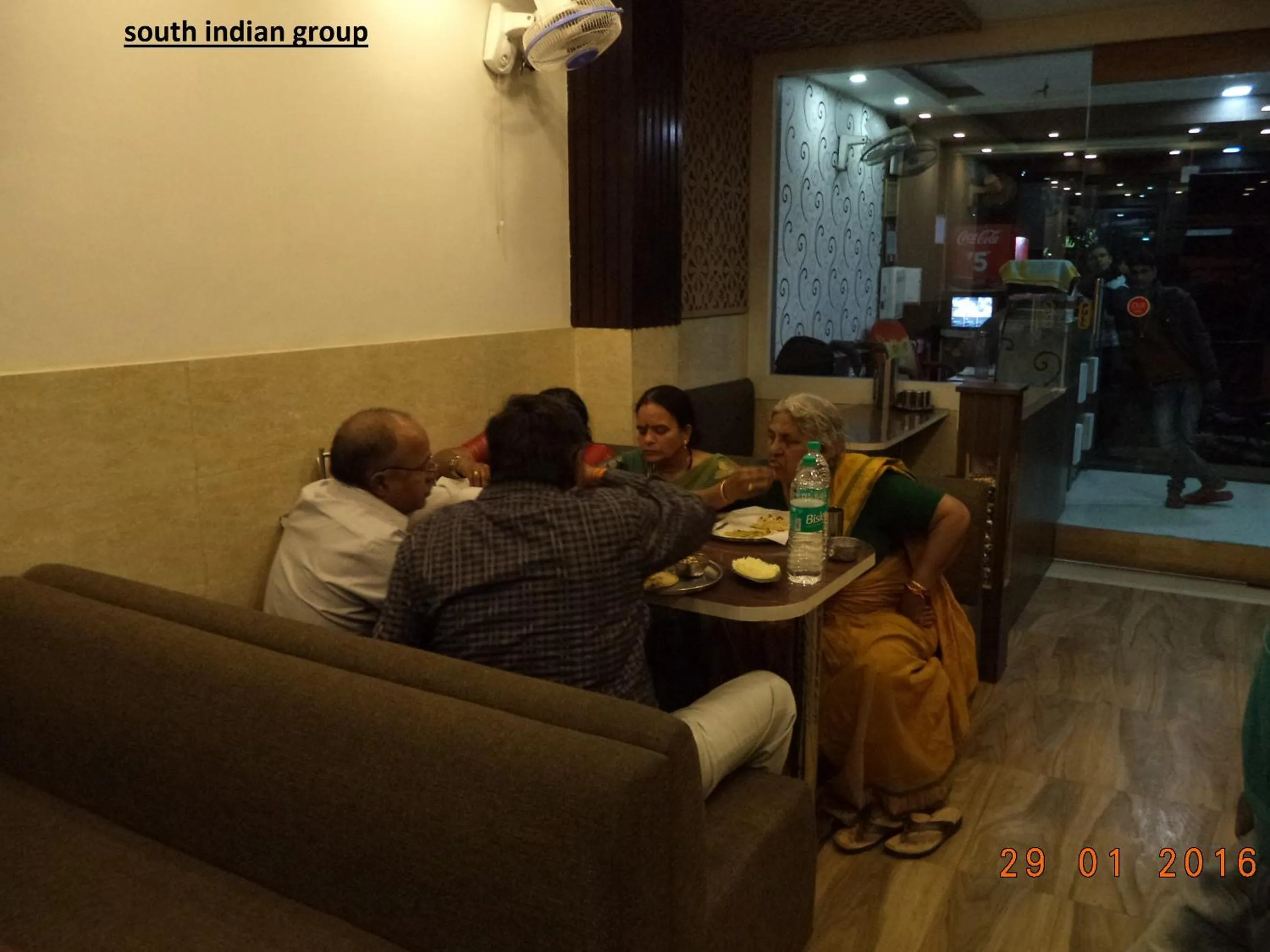 Food and drinks in Hotel Abhineet Palace