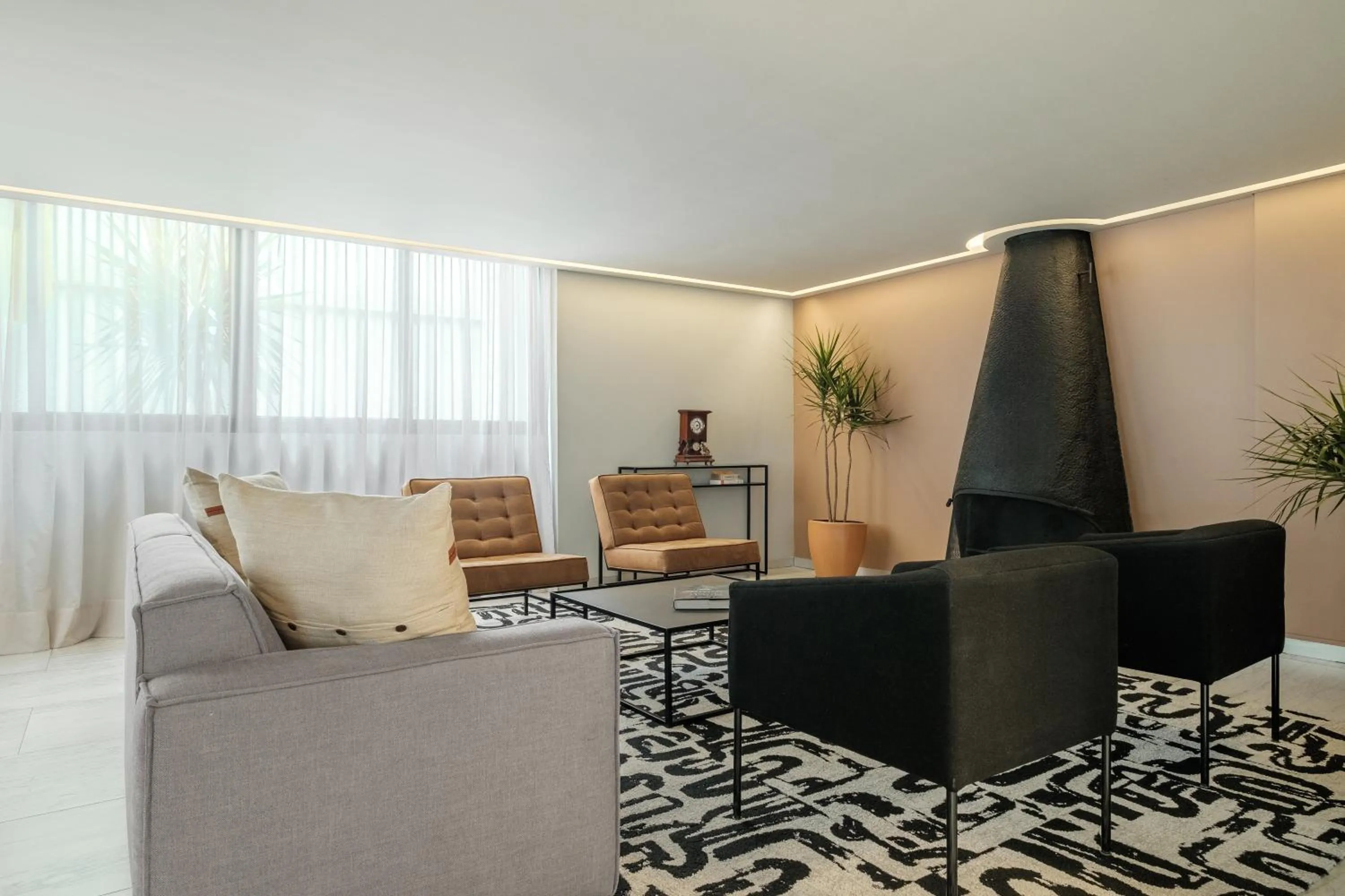 Living room in District Polanco by Lumina