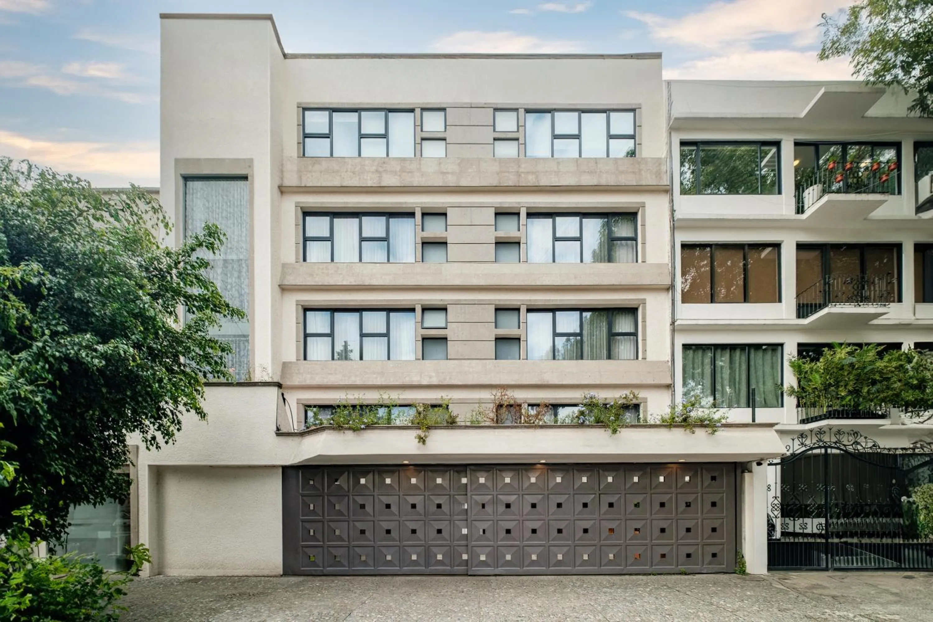 Property building in District Polanco by Lumina