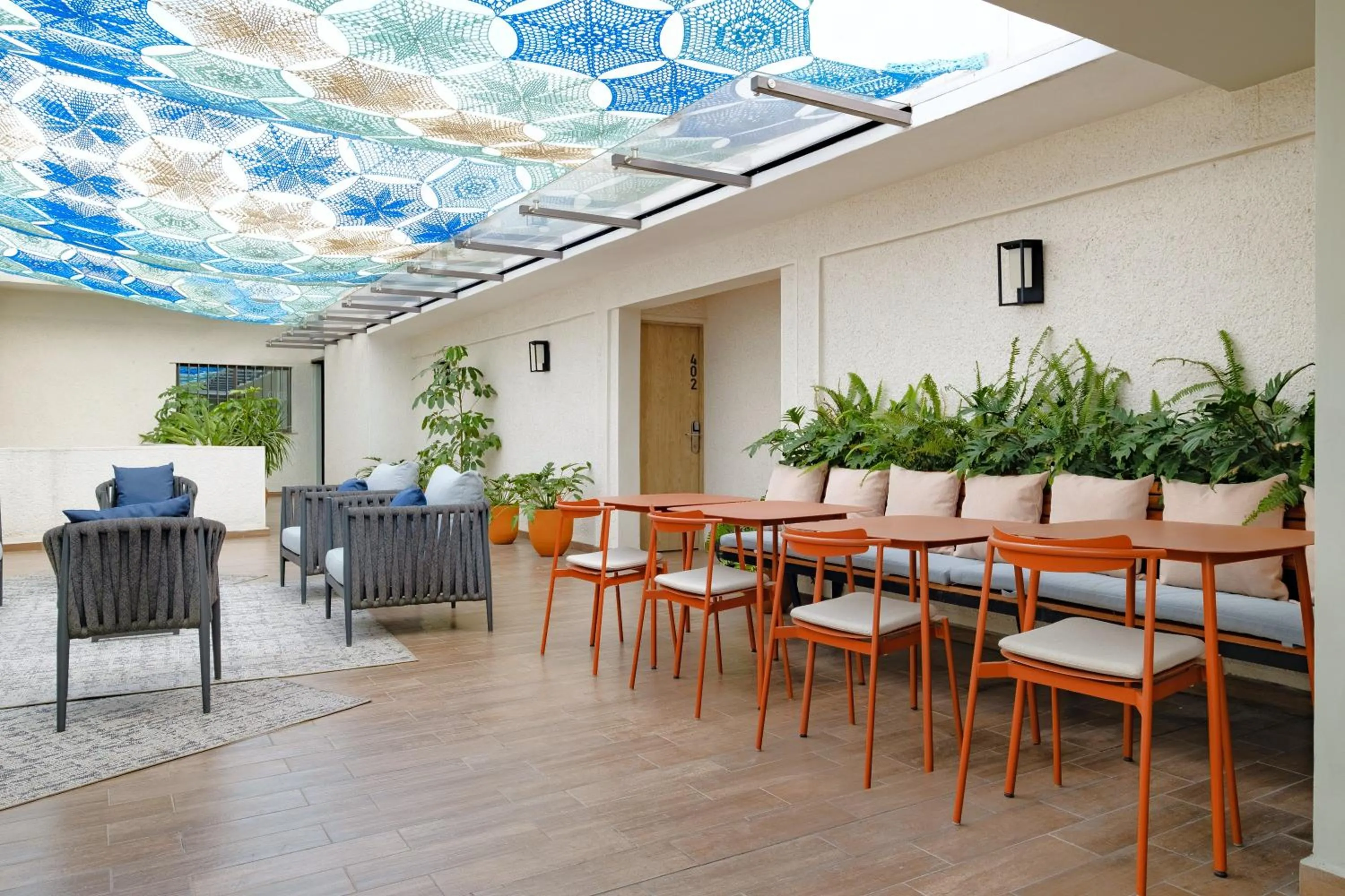 Patio in District Polanco by Lumina