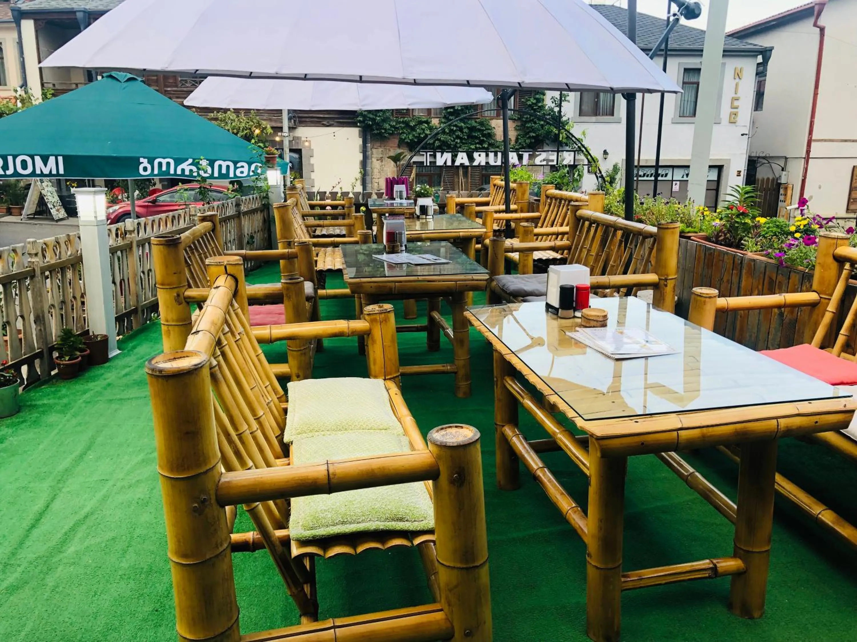 Restaurant/places to eat in Old Rabati